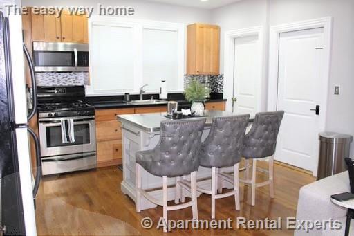 17 Meridian St, Malden Center