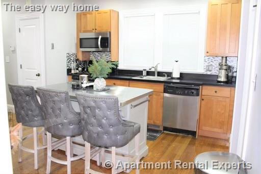 17 Meridian St, Malden Center