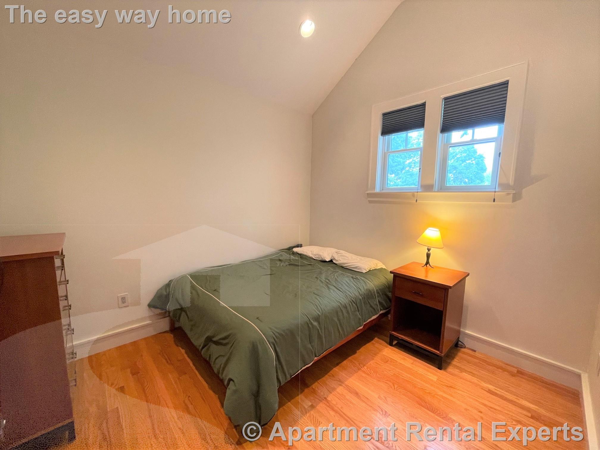 20 Cottage Ave, Davis Square