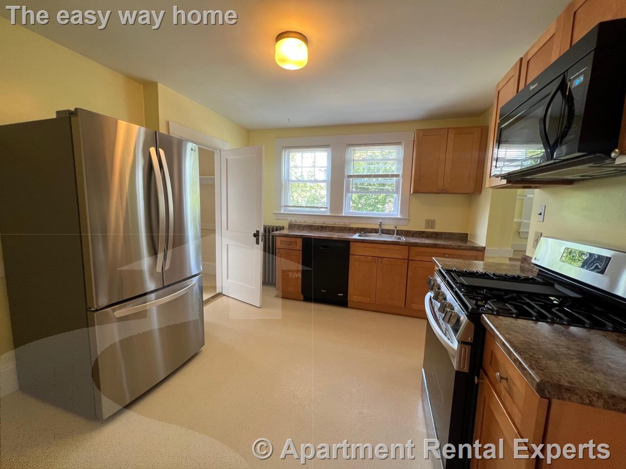 638 Huron Ave, West Cambridge