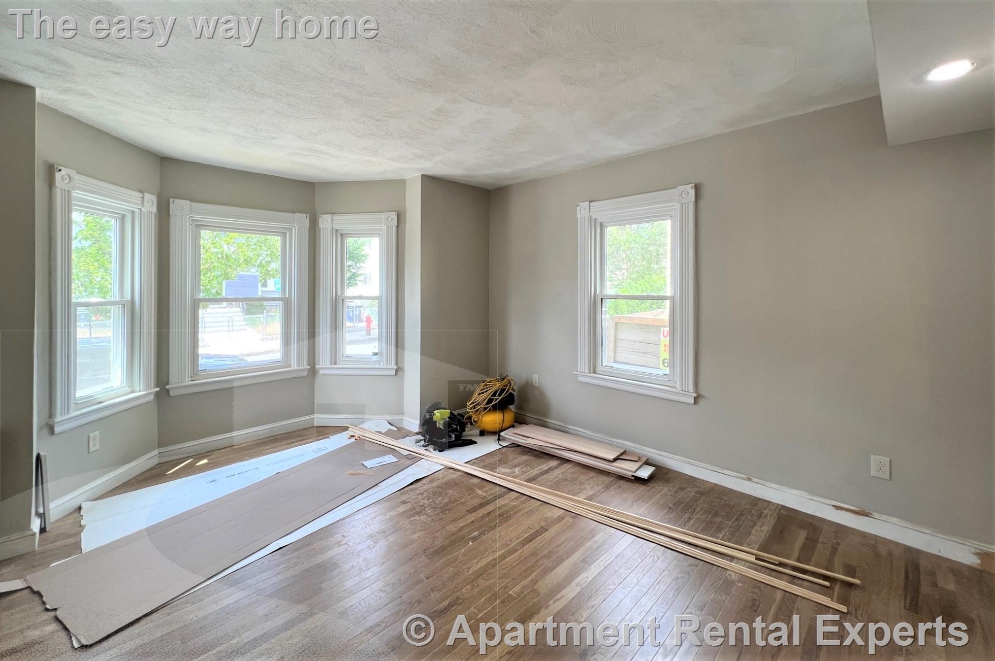 9 Oliver St, Everett