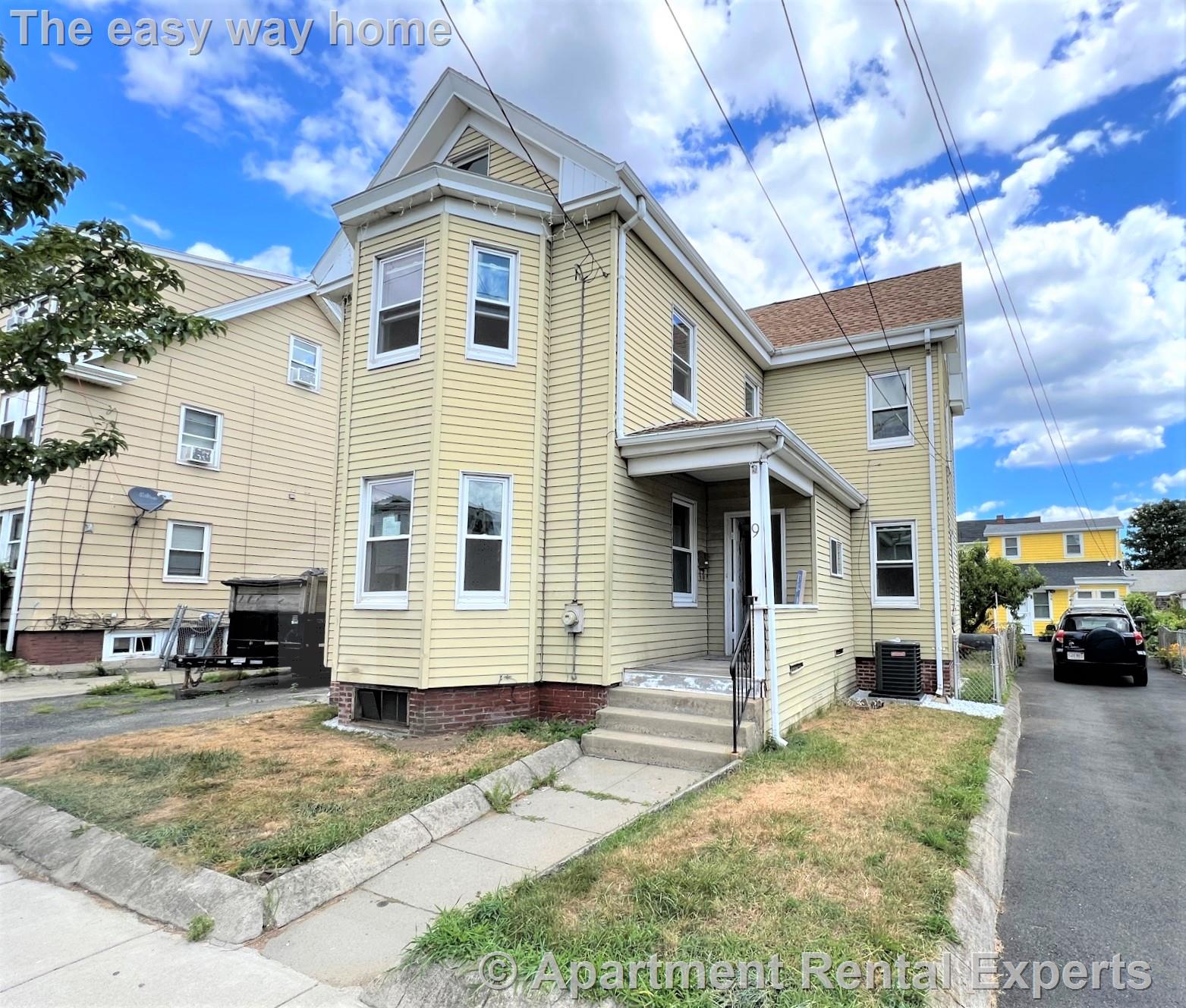 9 Oliver St, Everett