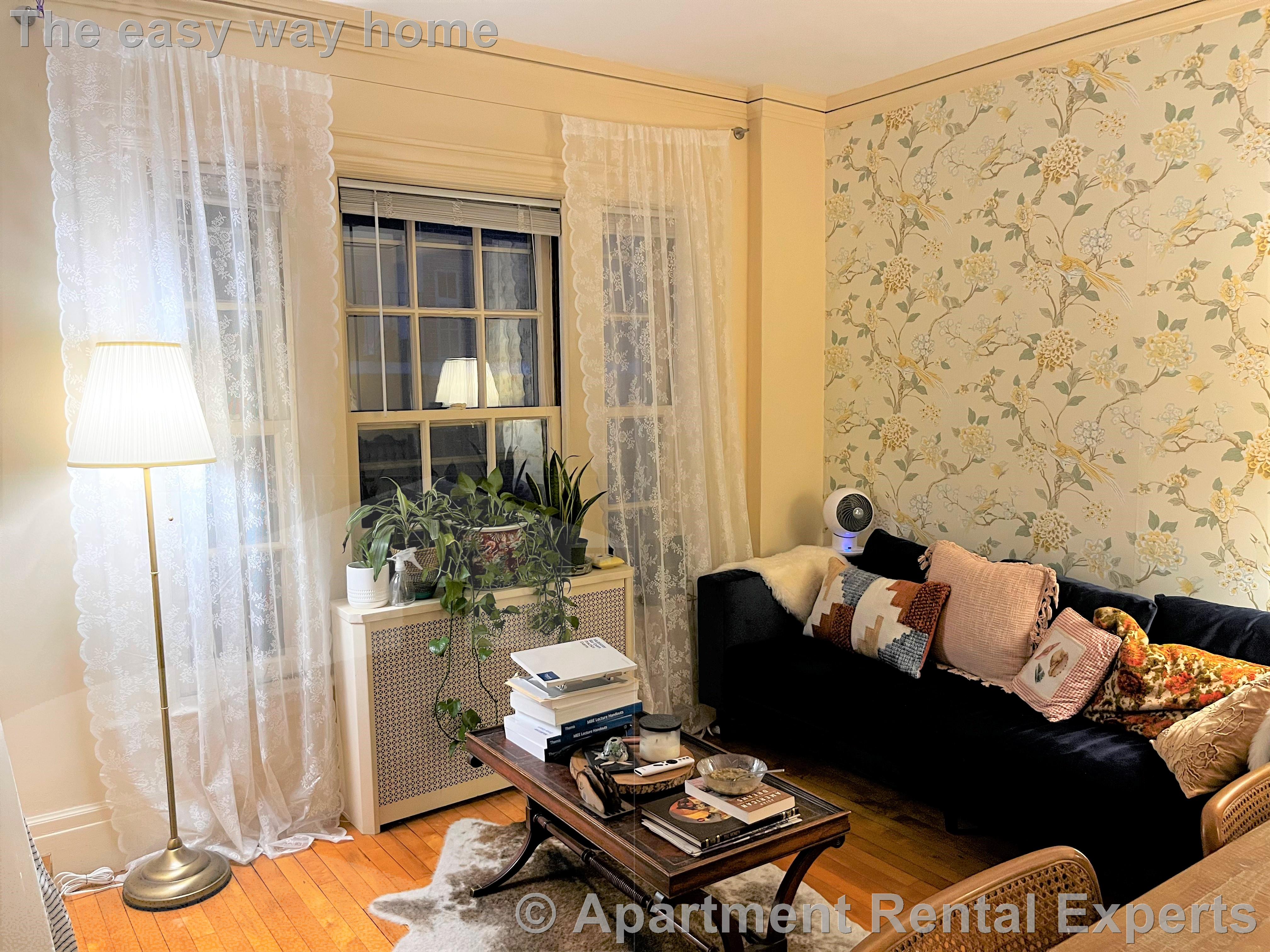 1572 Massachusetts Ave, Harvard Square