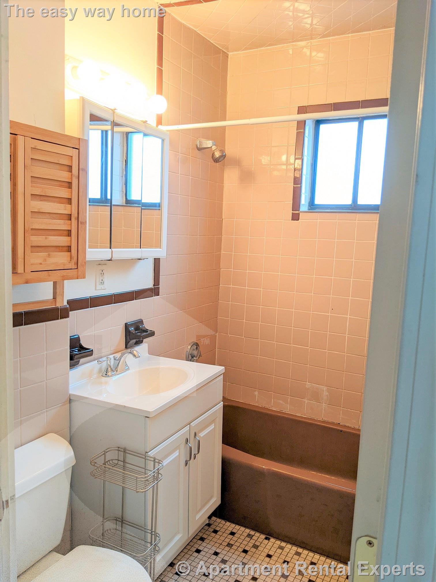 43 Daniels St, Medford Square