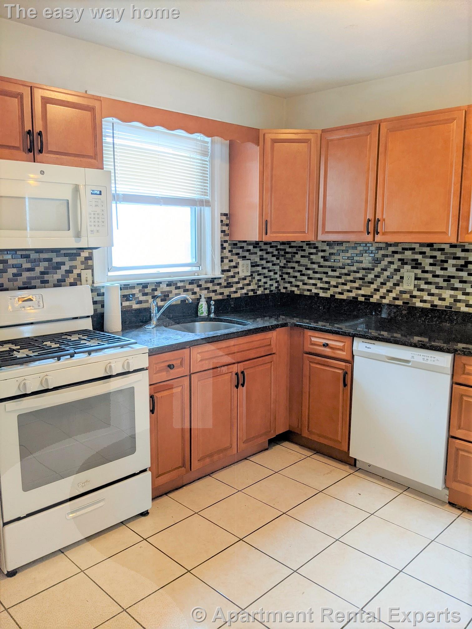 43 Daniels St, Medford Square