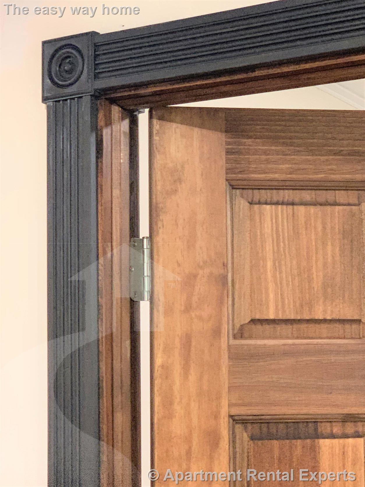 8 Locke St, Davis Square