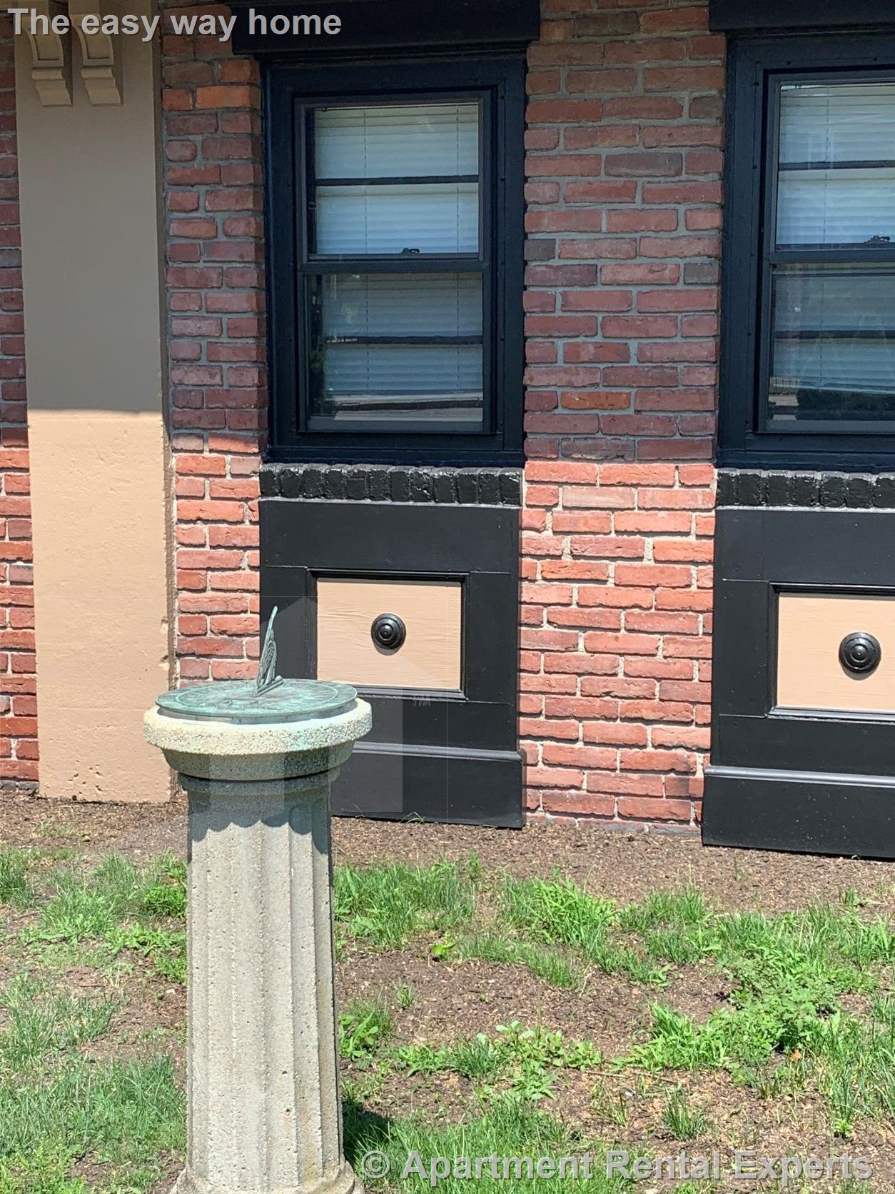 8 Locke St, Davis Square