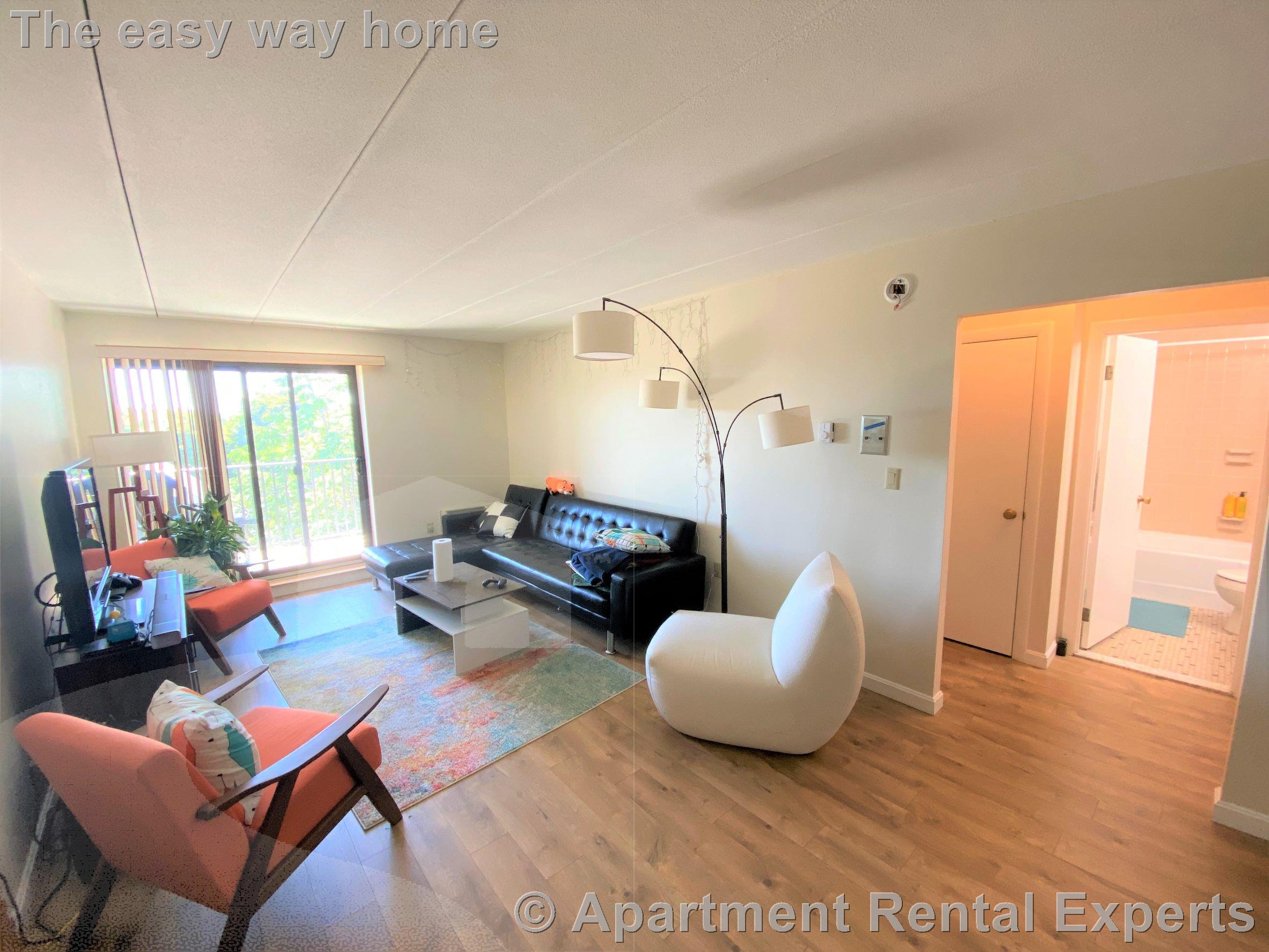 60 Pleasant St, Arlington Center
