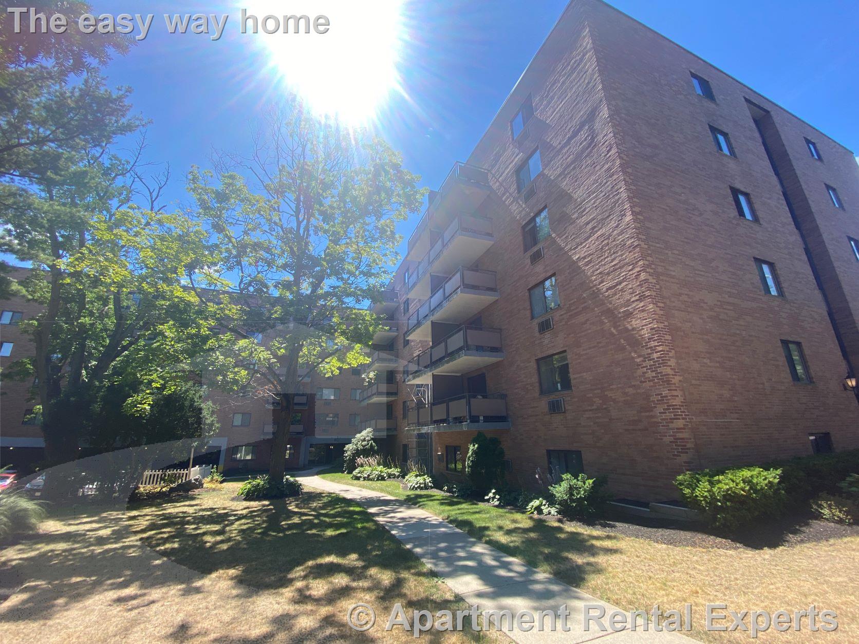 60 Pleasant St, Arlington Center