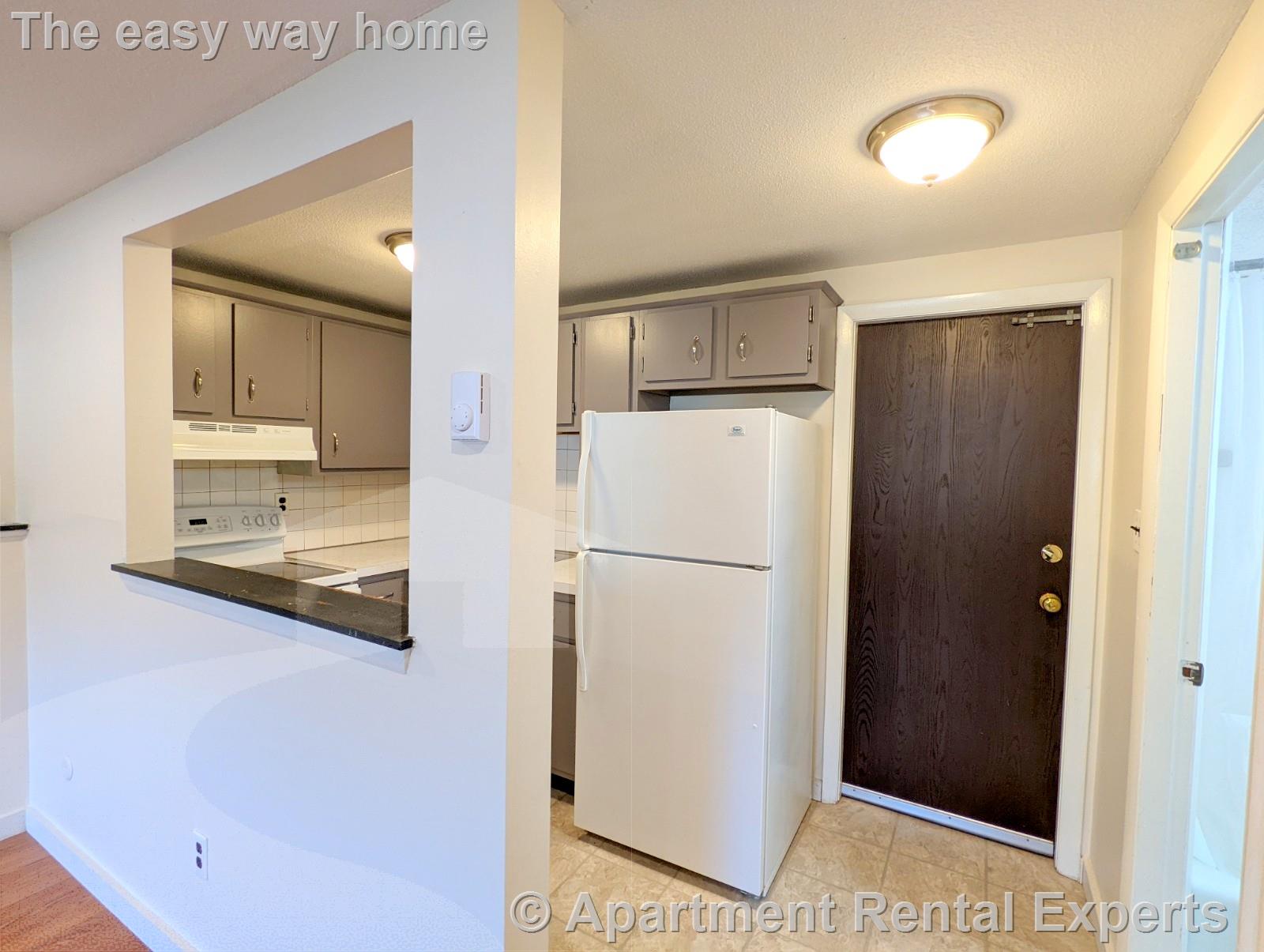 102 Alpine St, Magoun Square