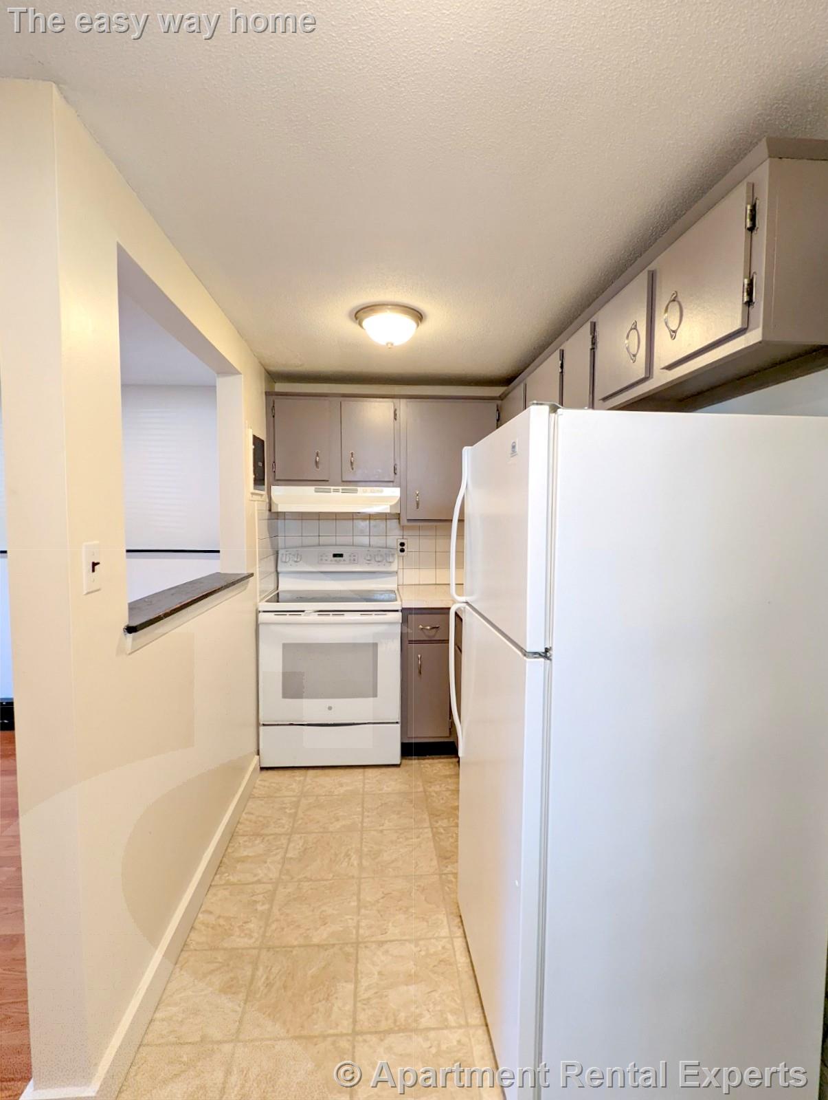 102 Alpine St, Magoun Square