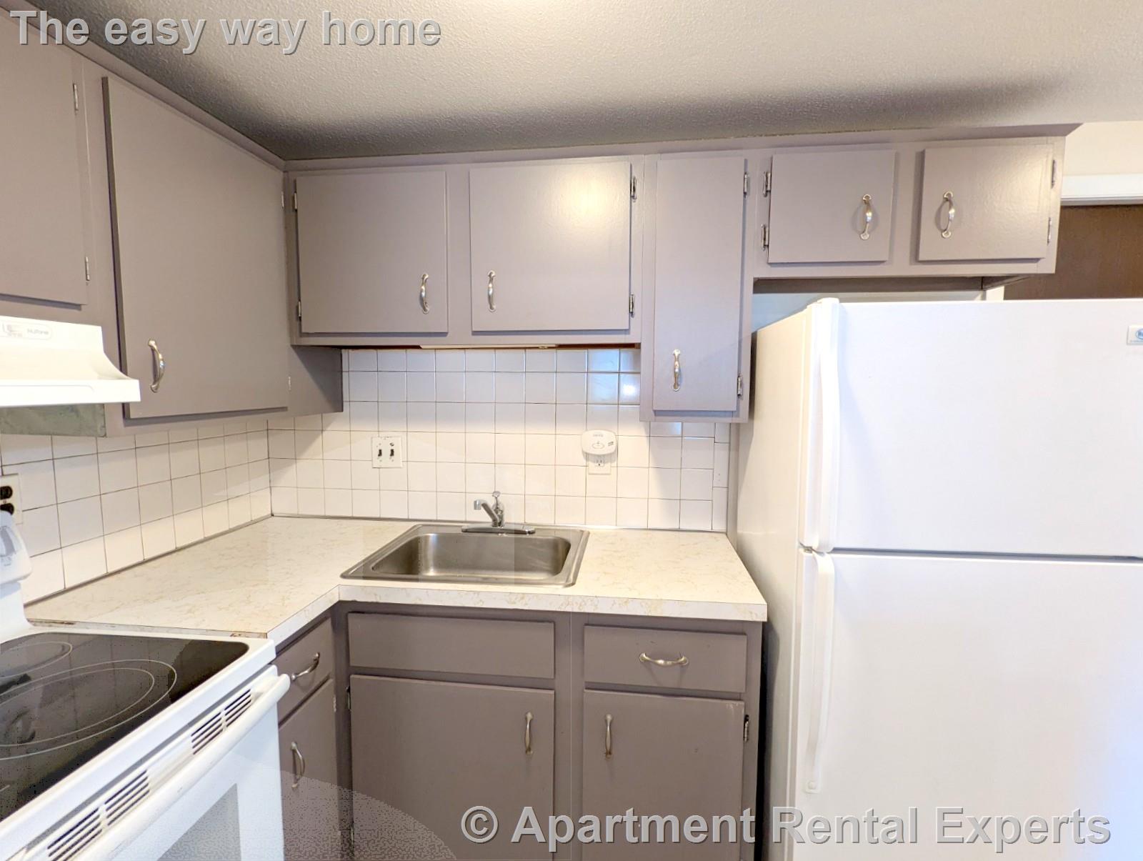 102 Alpine St, Magoun Square