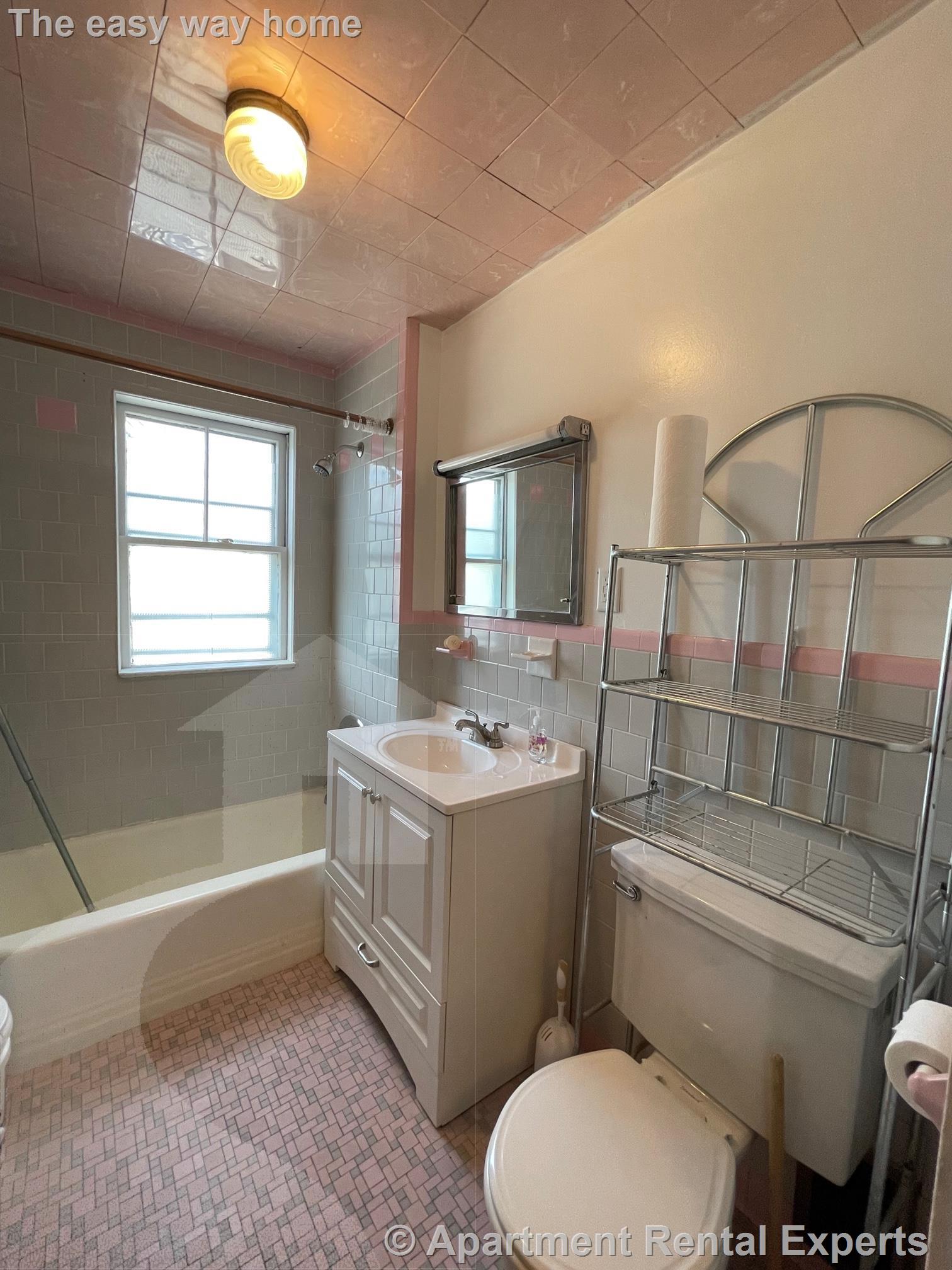 132 Pearson Rd, Davis Square