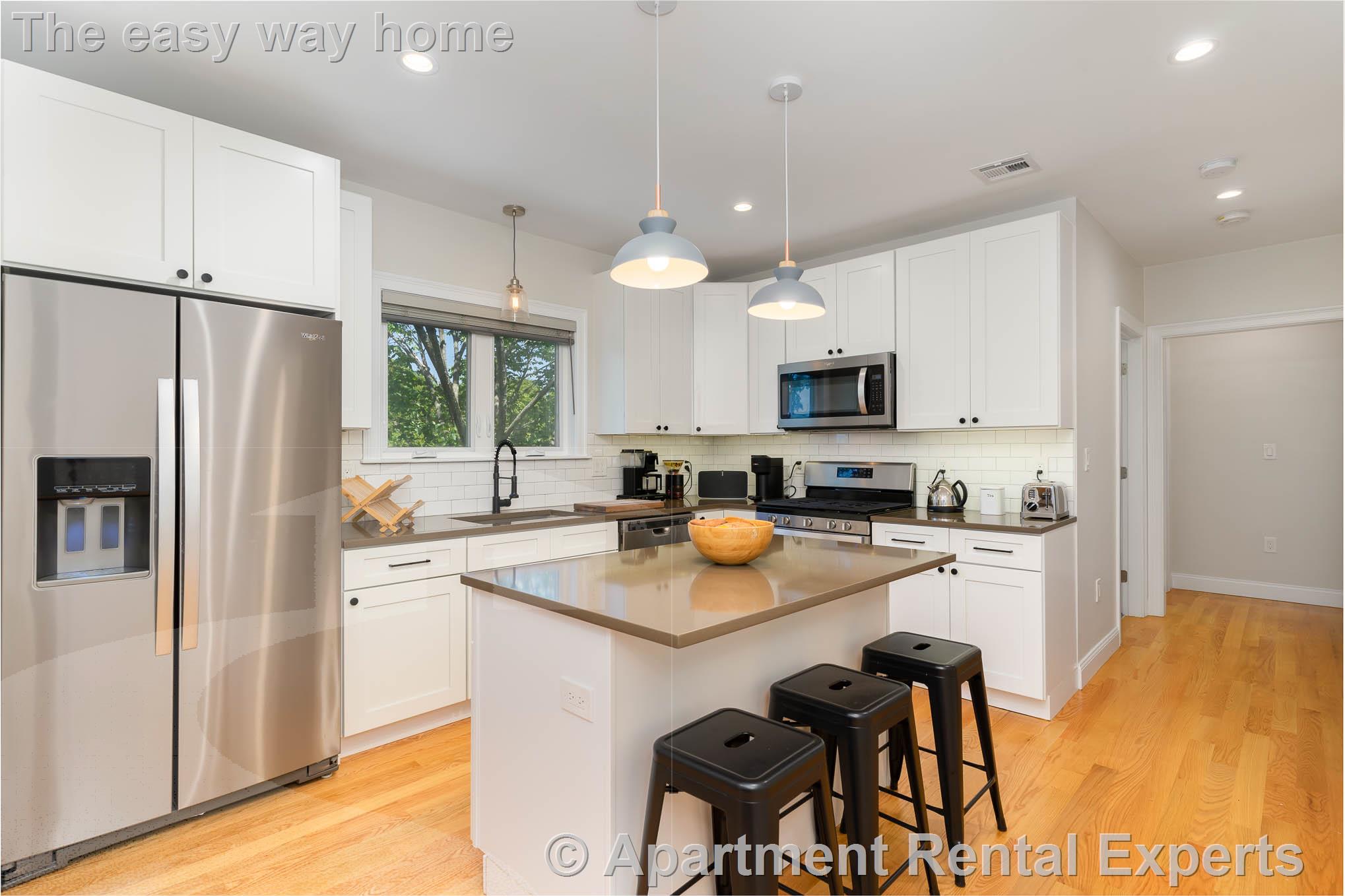 26R James St, Malden Center