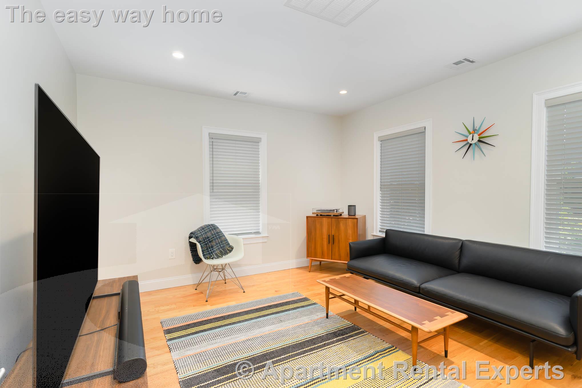 26R James St, Malden Center