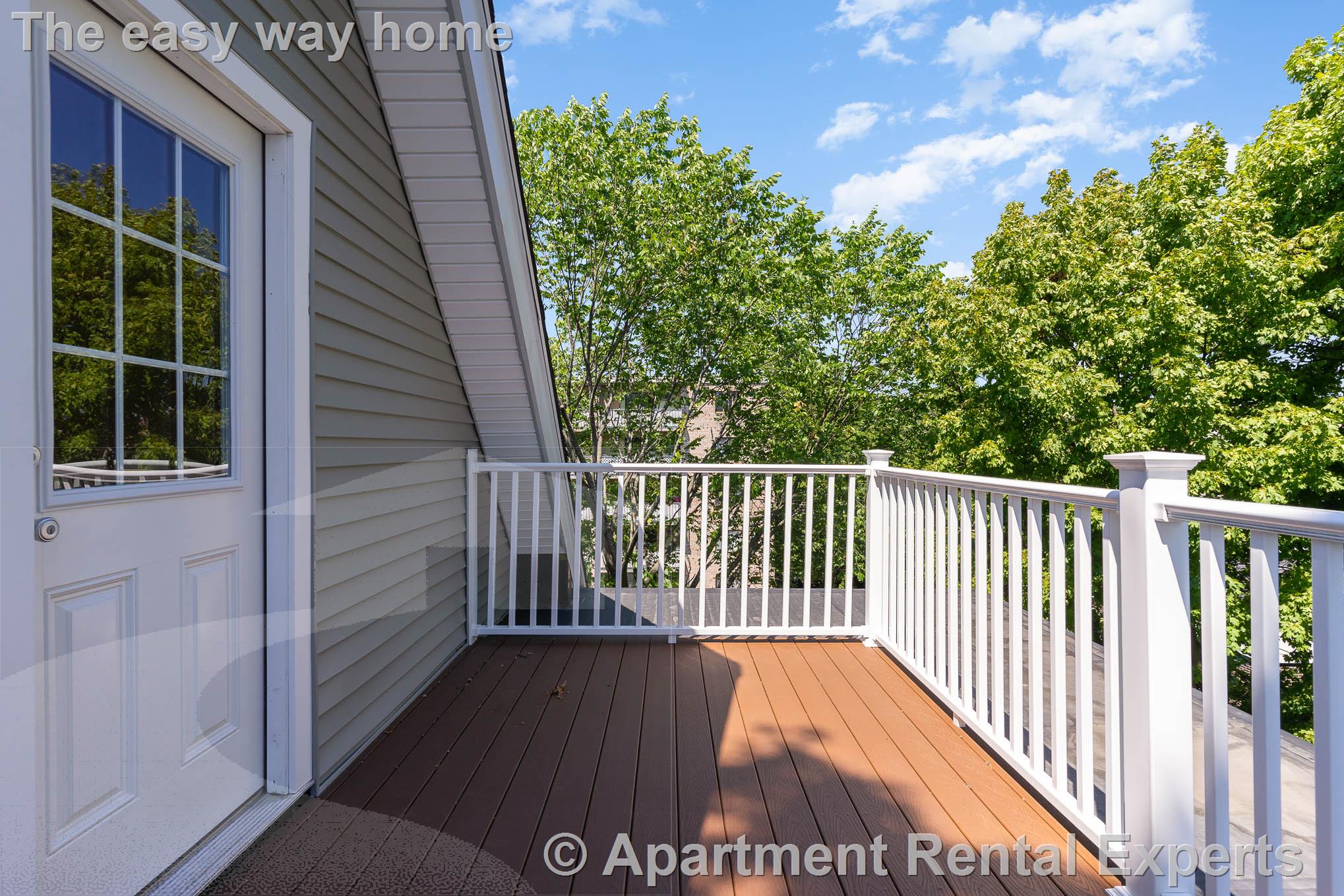 26R James St, Malden Center