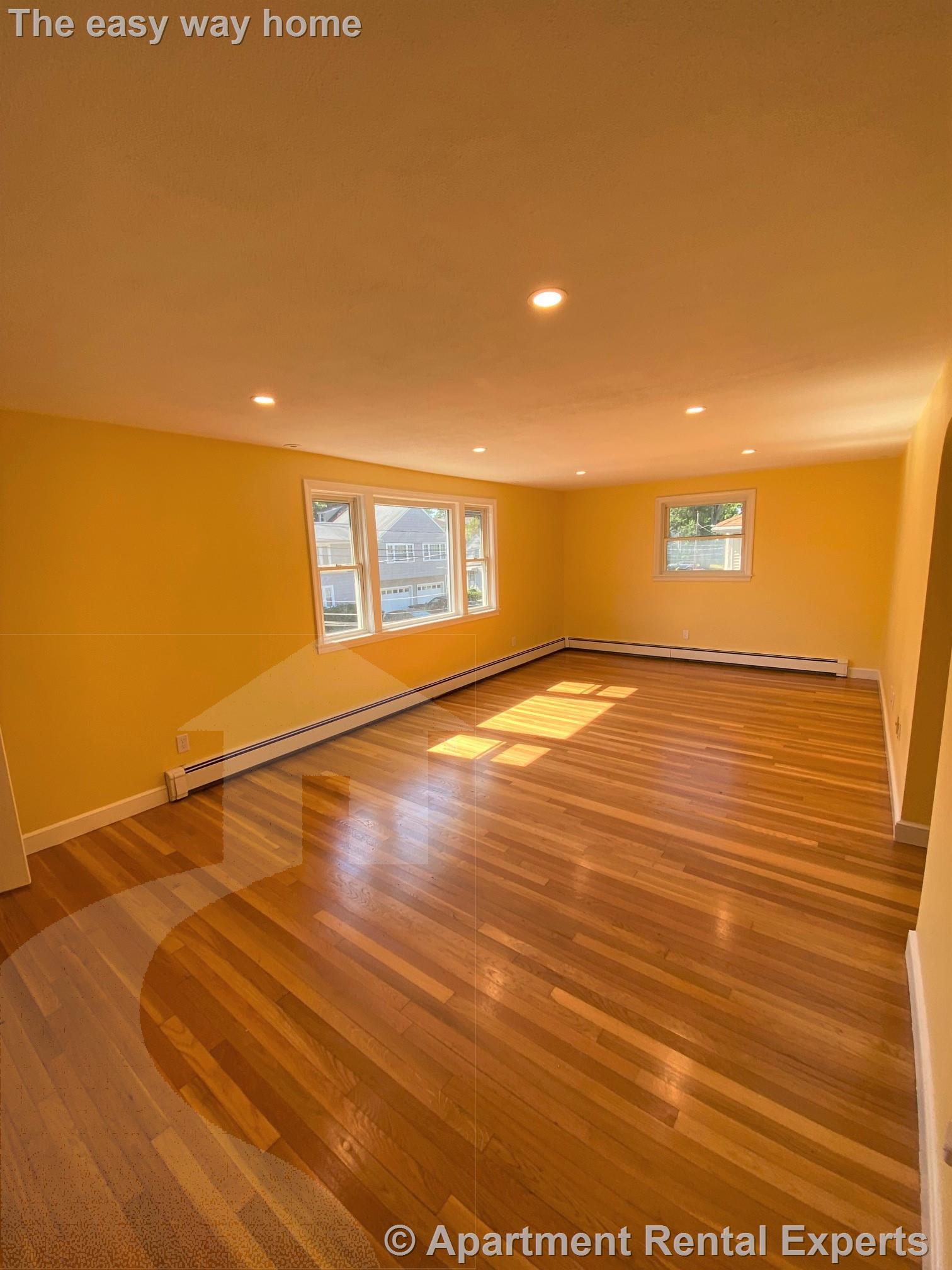 19 Prospect St, Watertown Center