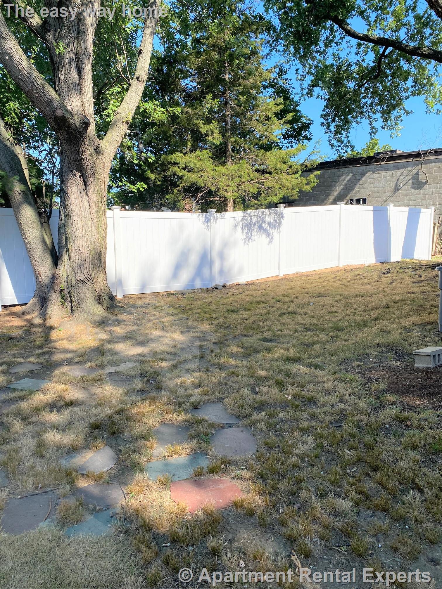 19 Prospect St, Watertown Center