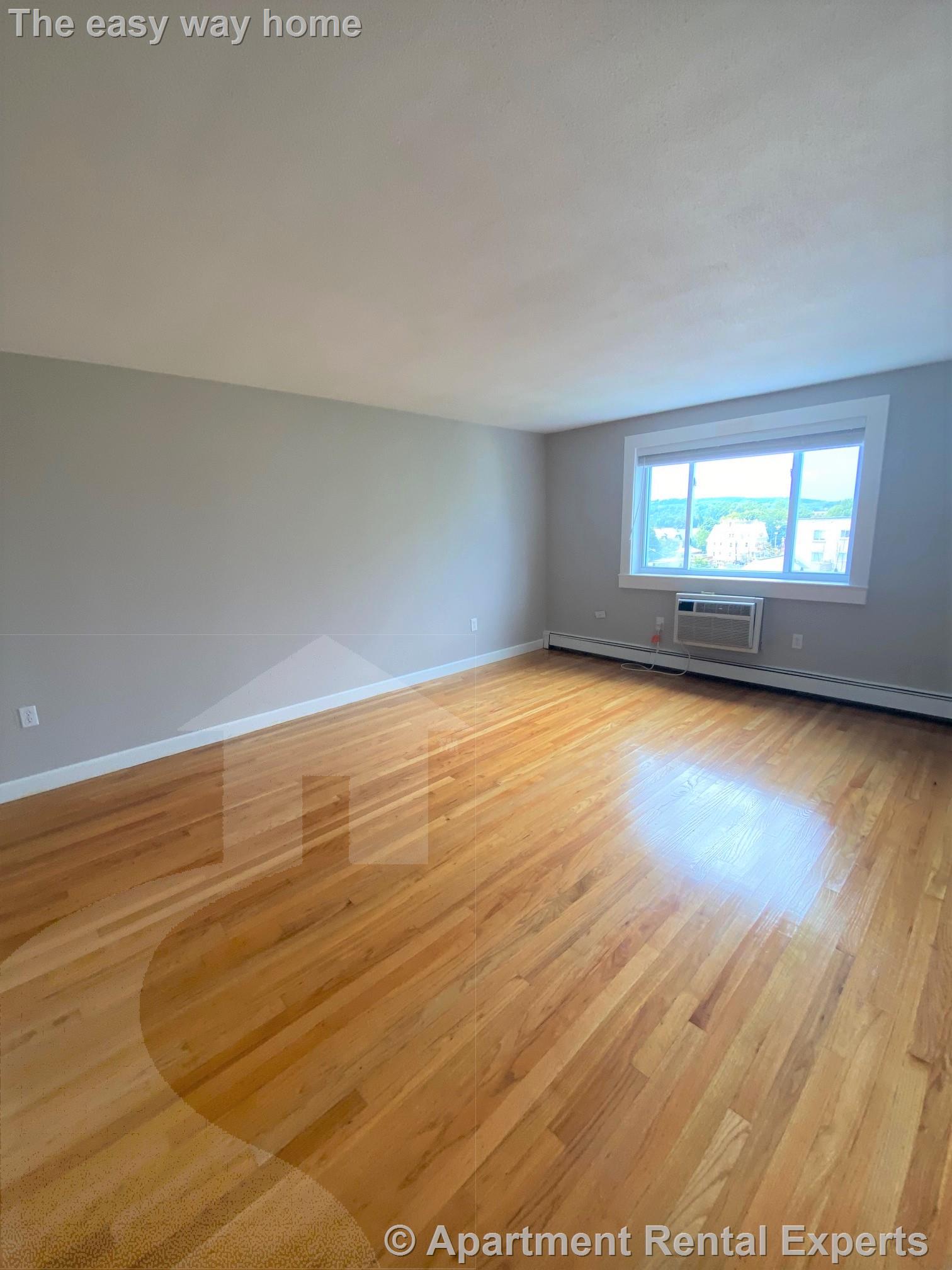 215 Massachusetts Ave, Arlington