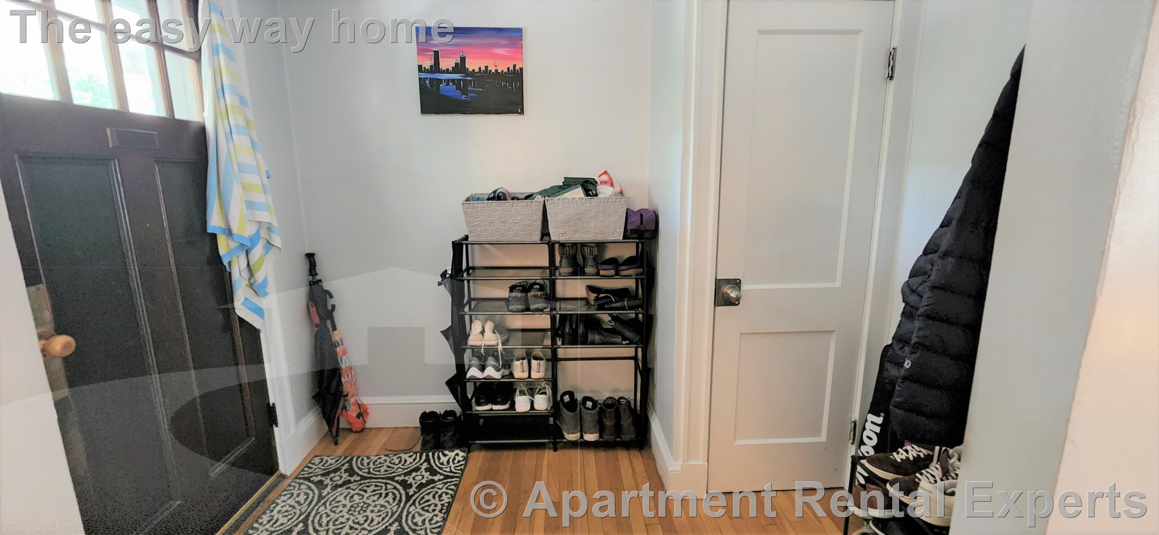 35 Aberdeen Ave, Fresh Pond