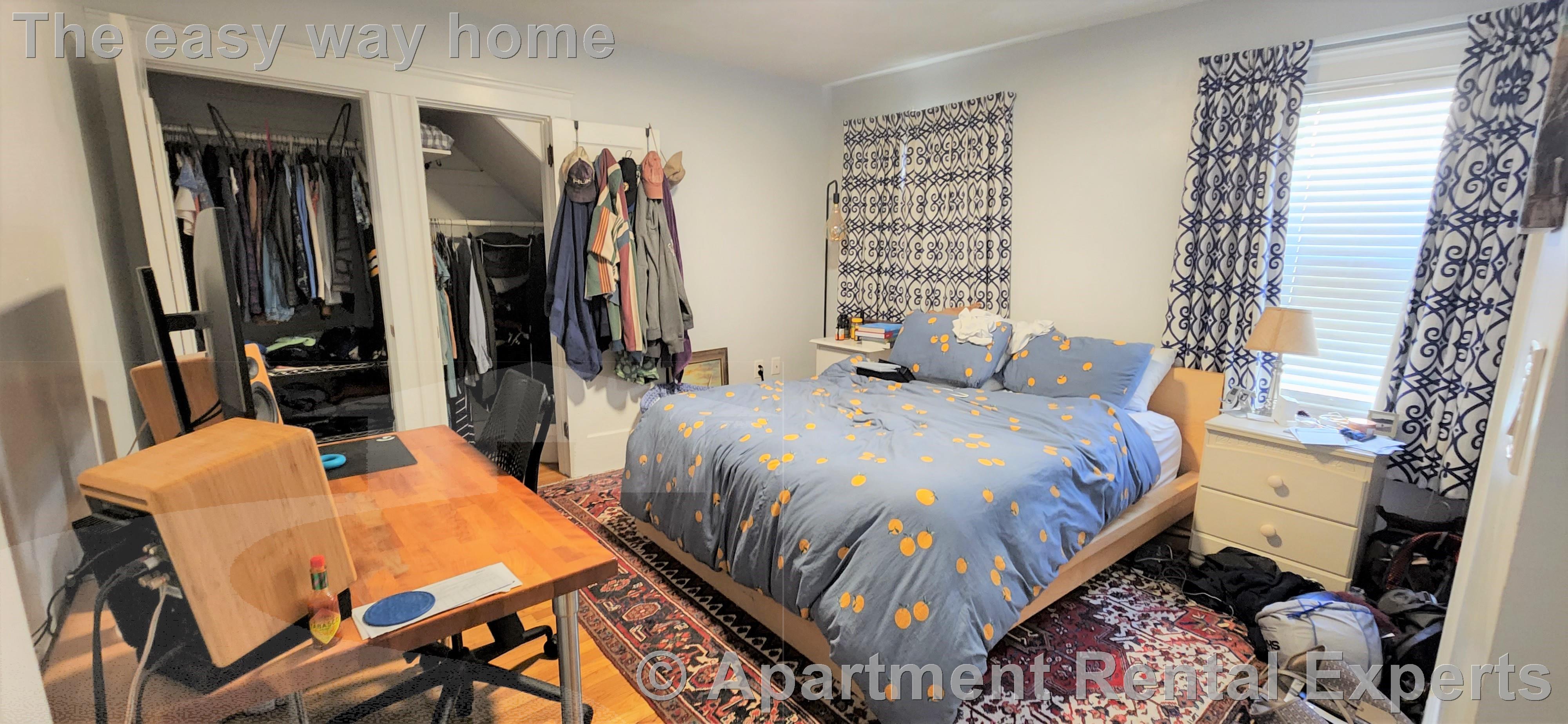 35 Aberdeen Ave, Fresh Pond