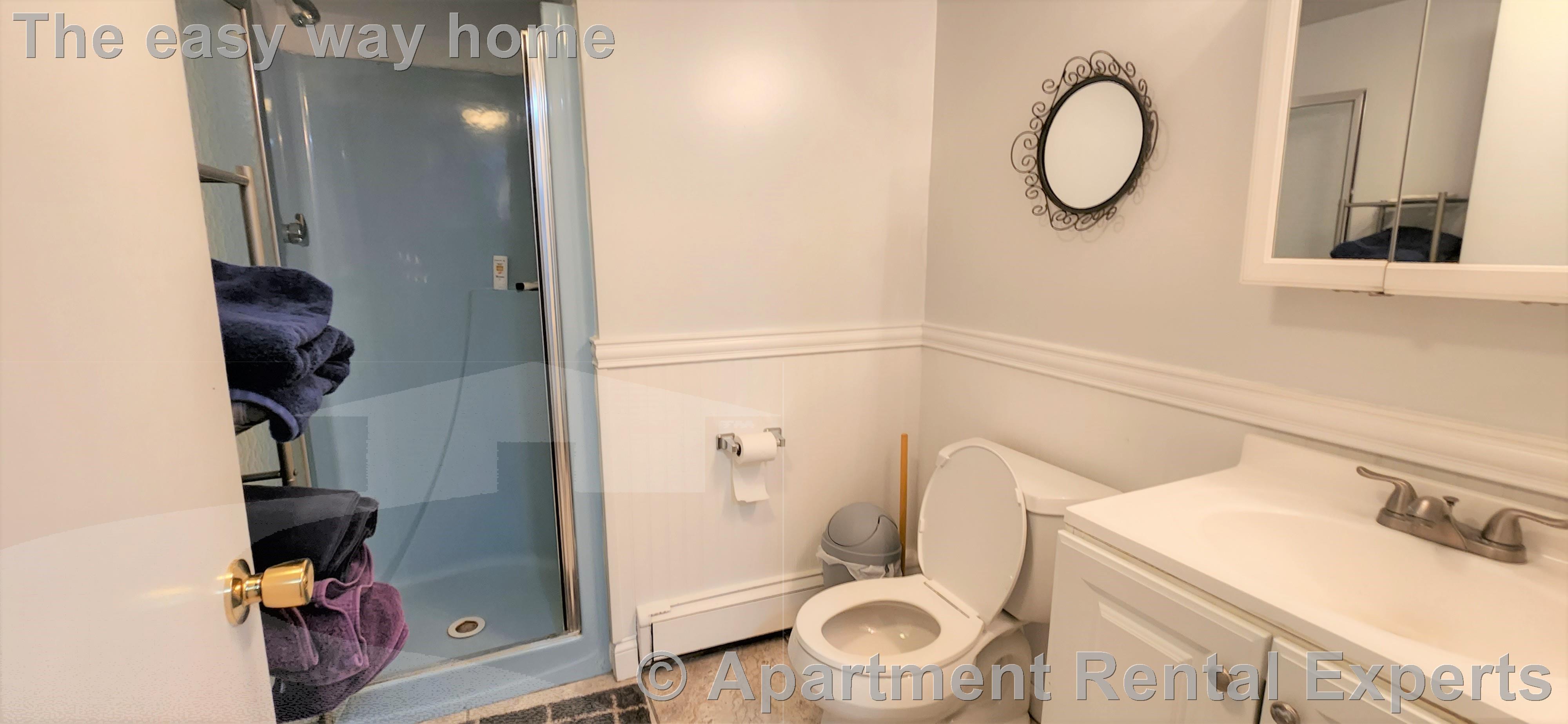 35 Aberdeen Ave, Fresh Pond