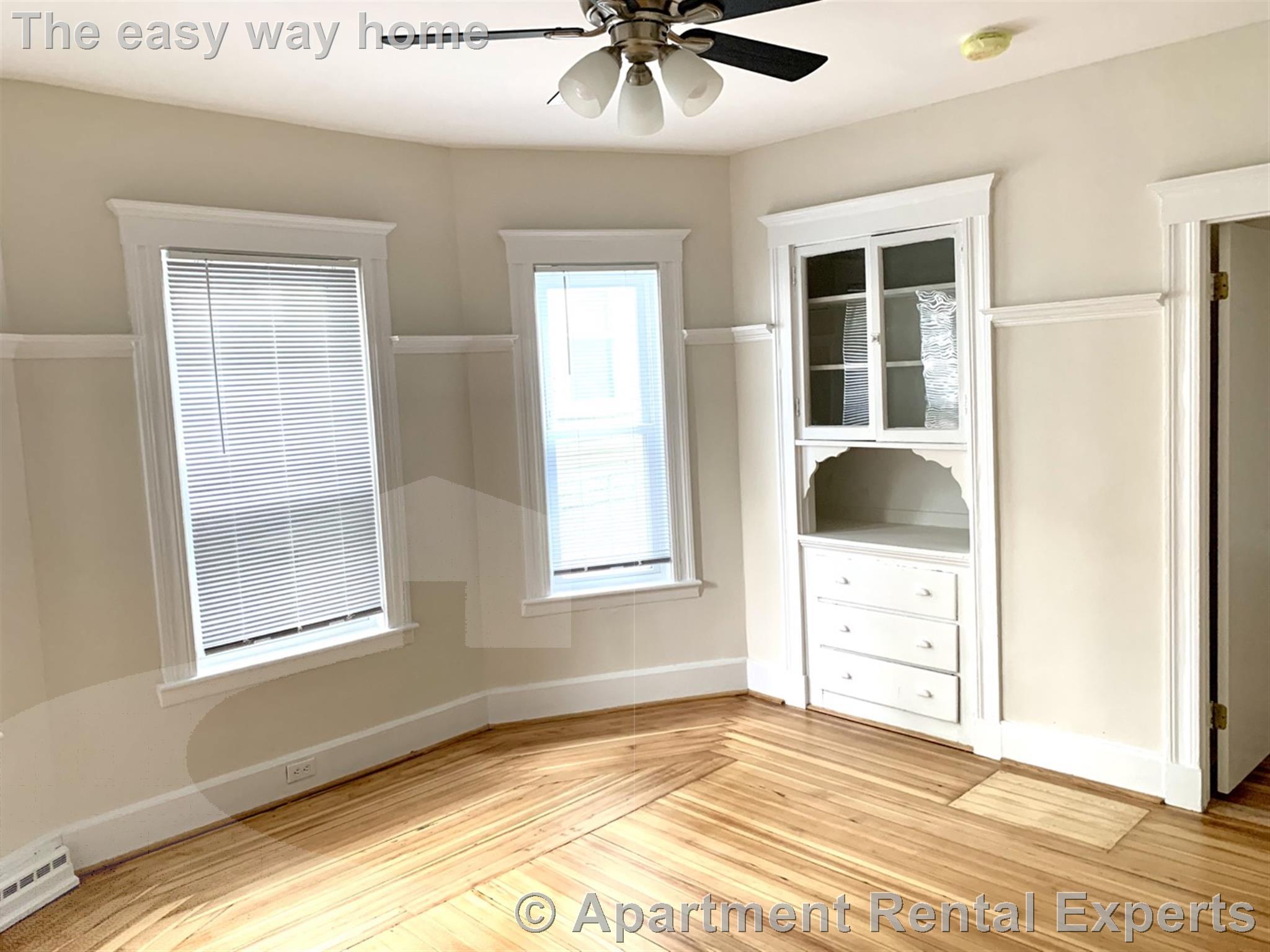 70 Conwell Ave, Tufts