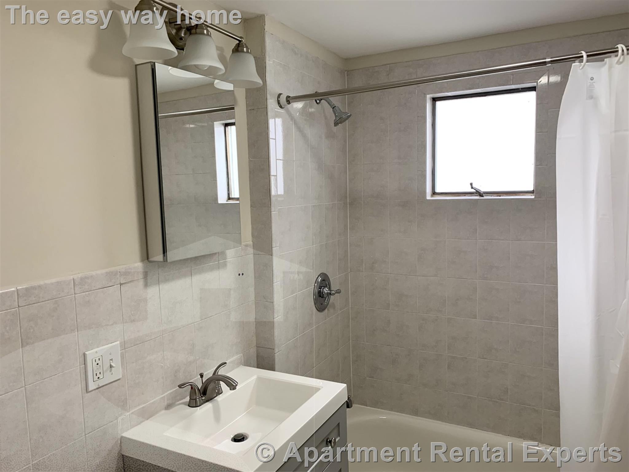 70 Conwell Ave, Tufts