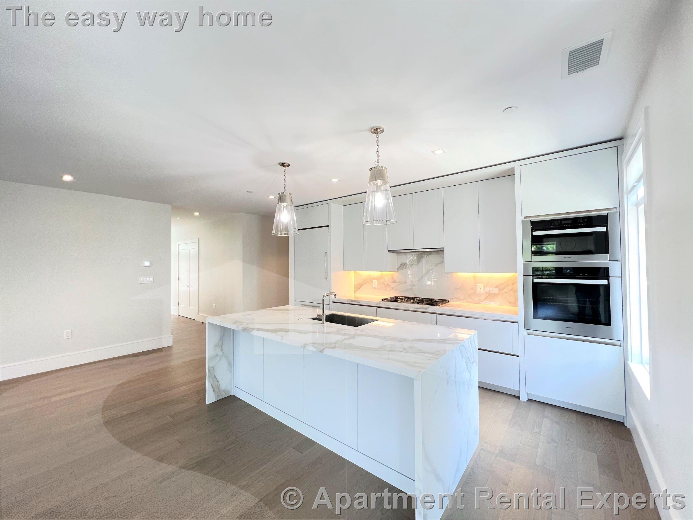 20 Marion St, Coolidge Corner