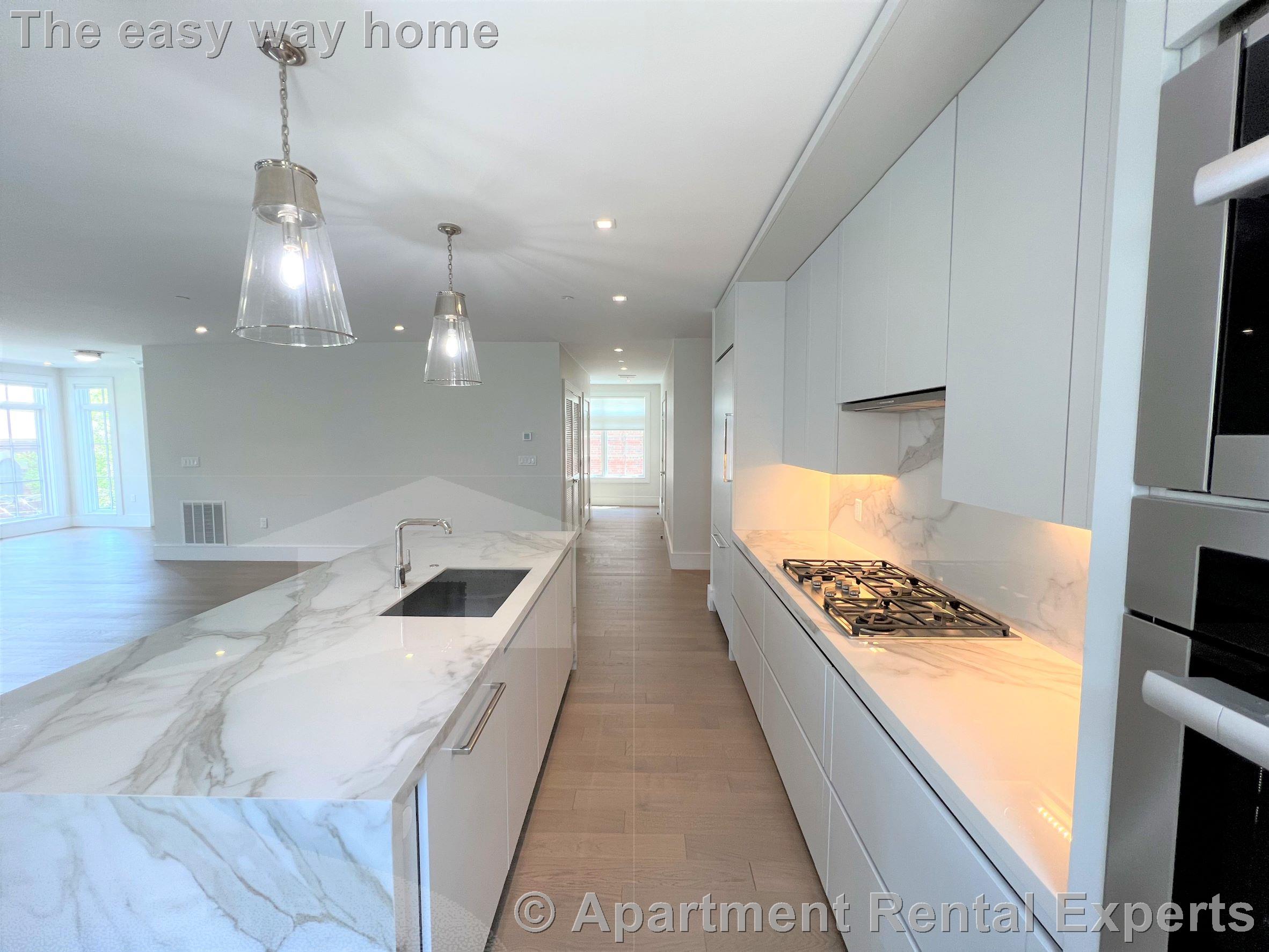 20 Marion St, Coolidge Corner