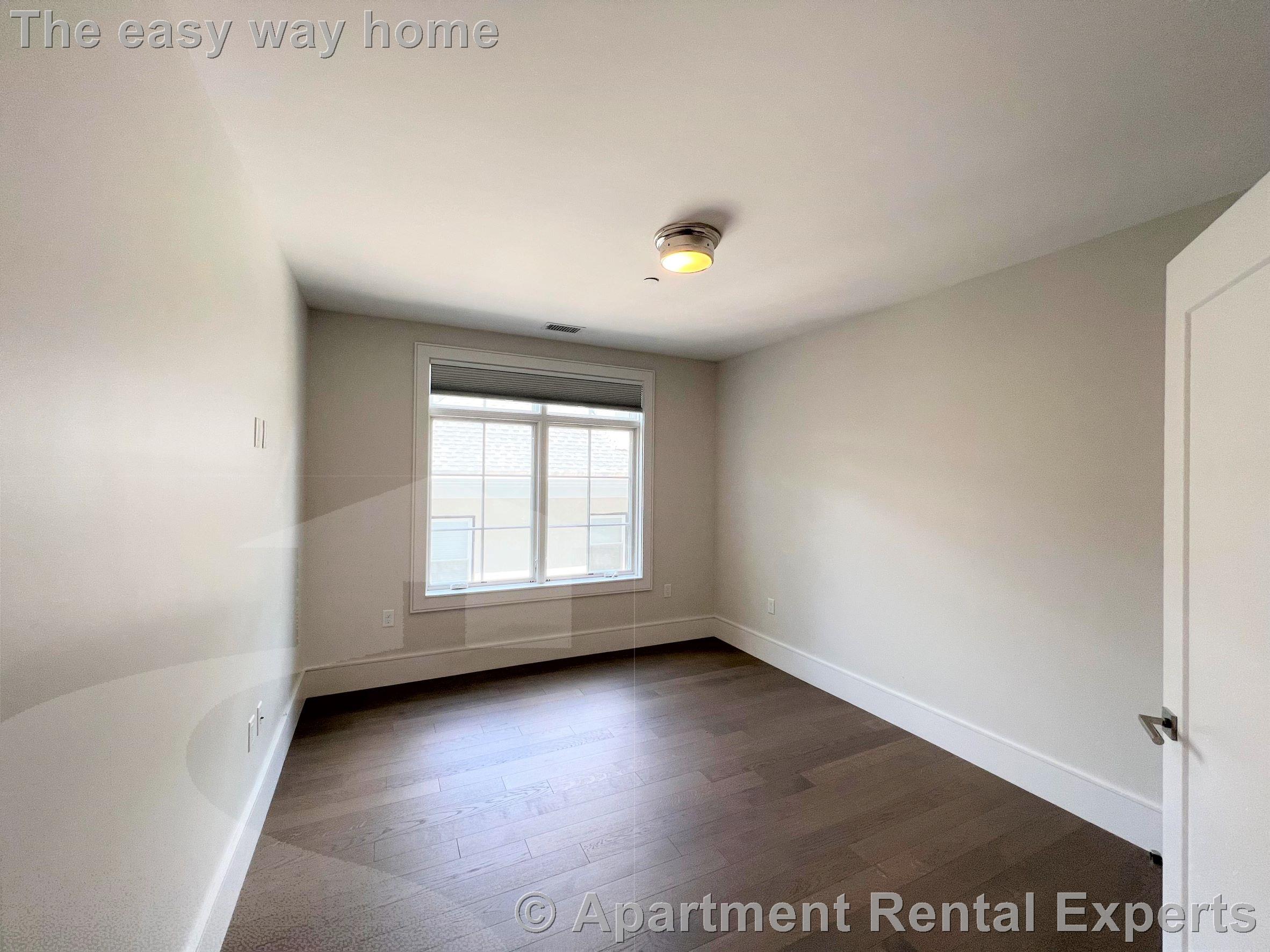 20 Marion St, Coolidge Corner