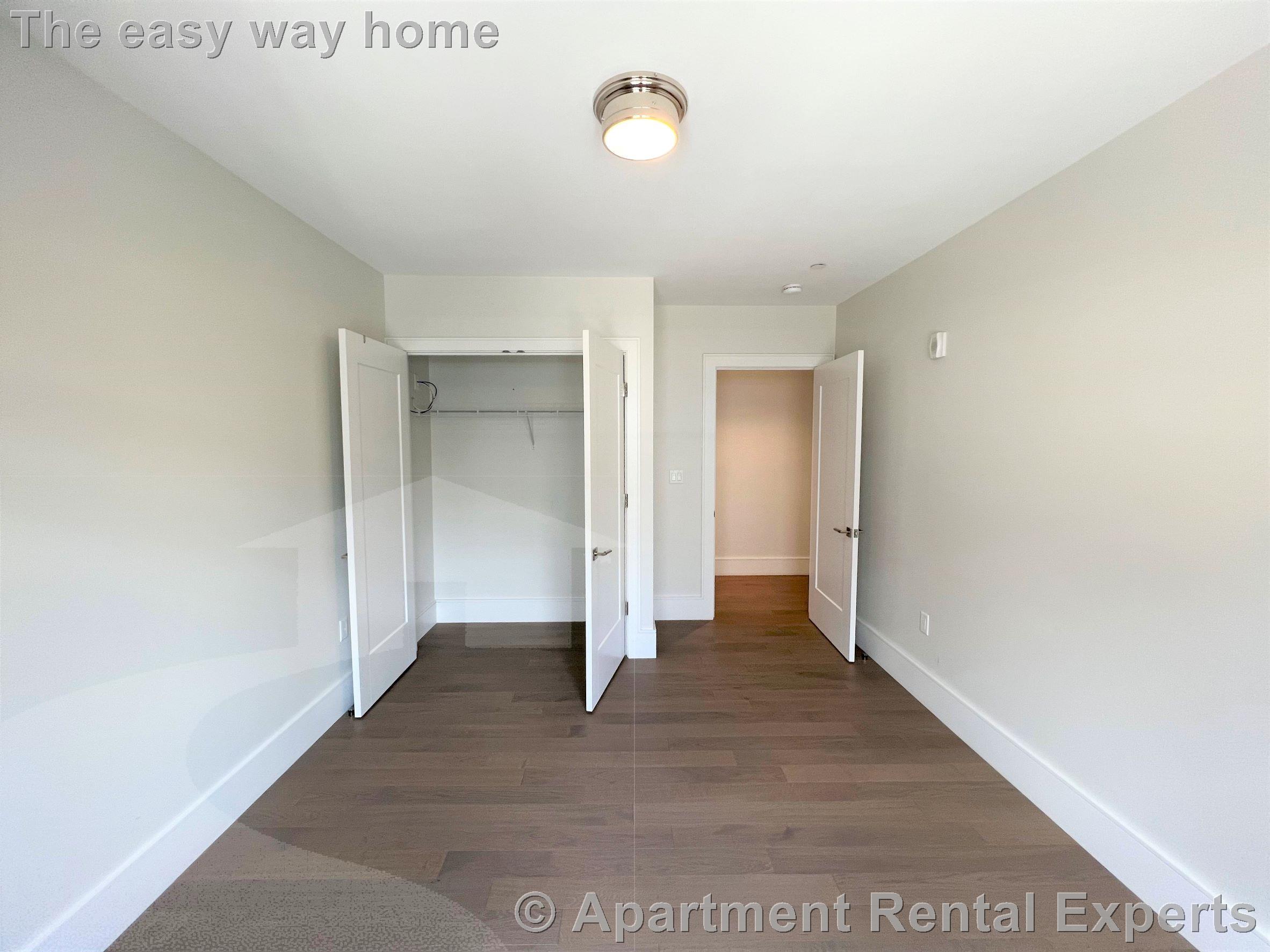 20 Marion St, Coolidge Corner