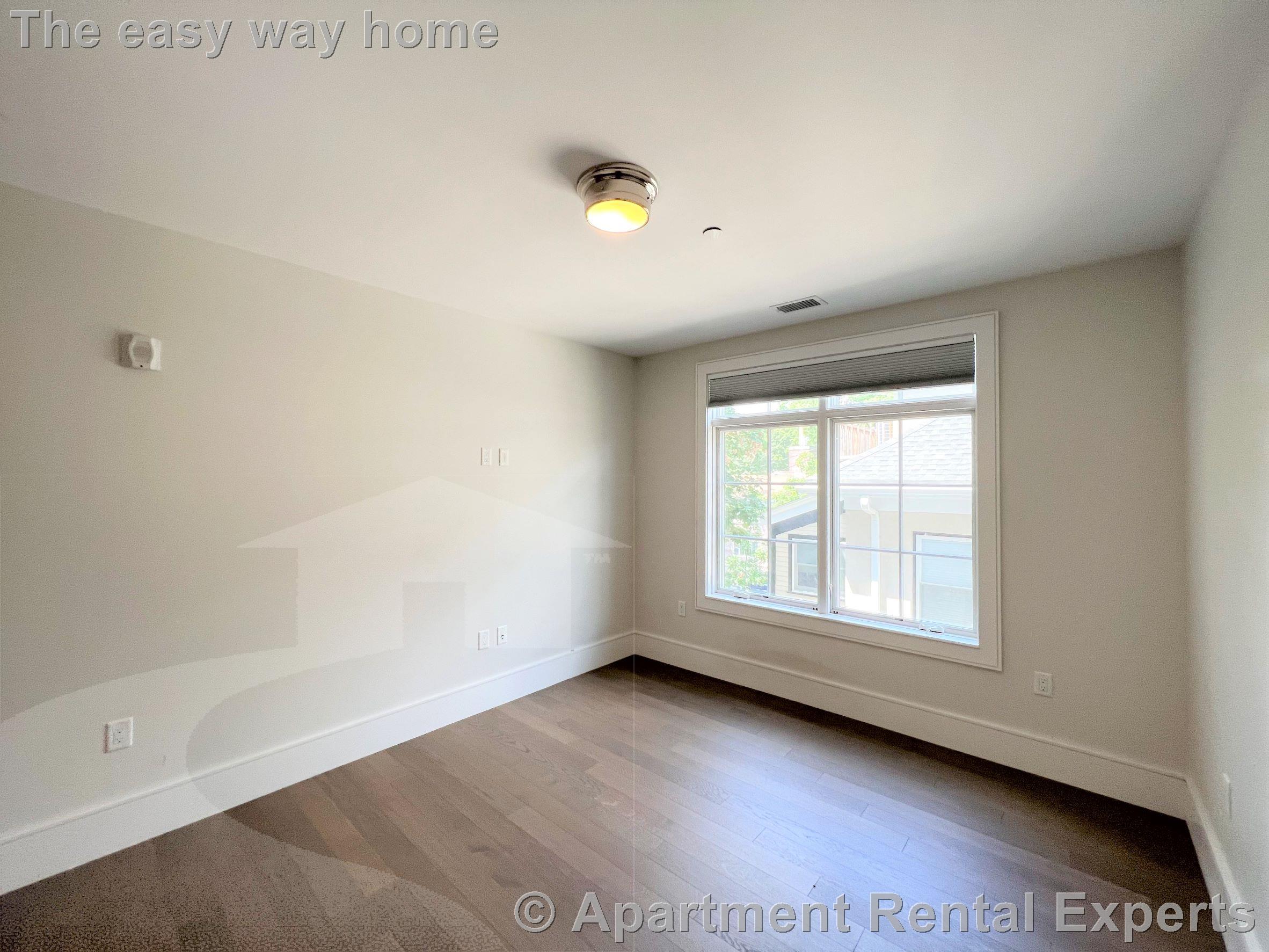 20 Marion St, Coolidge Corner