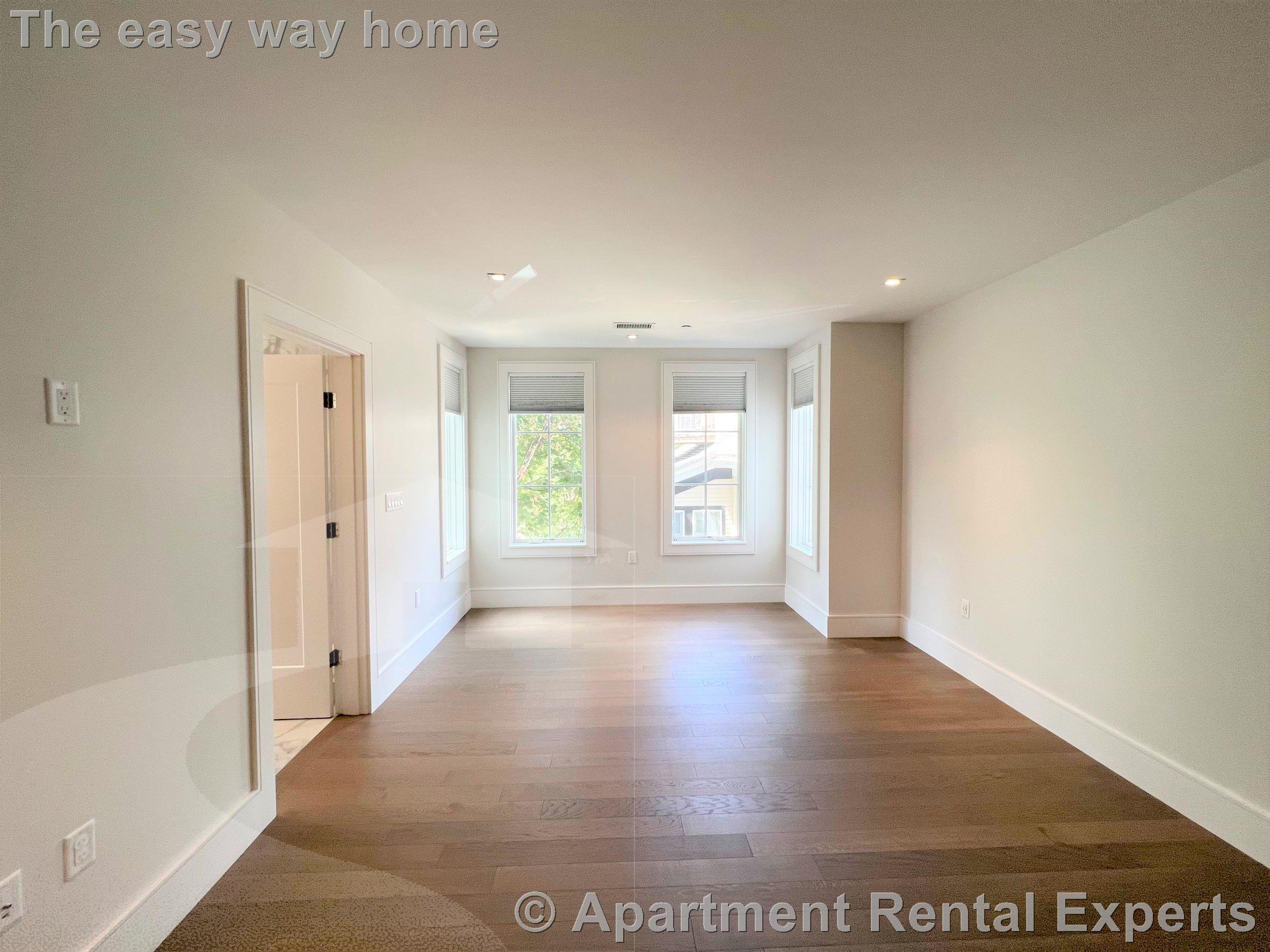 20 Marion St, Coolidge Corner