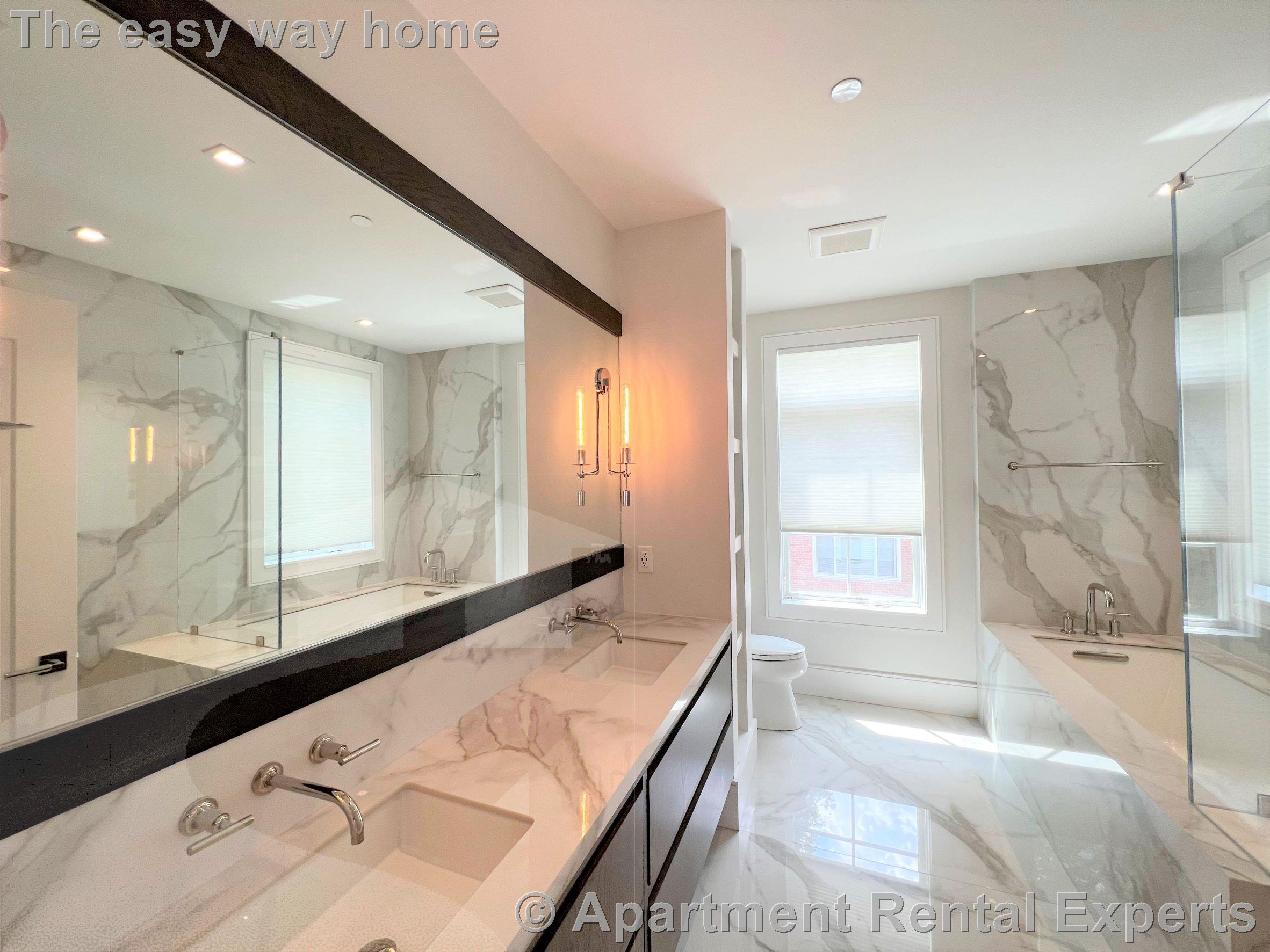 20 Marion St, Coolidge Corner