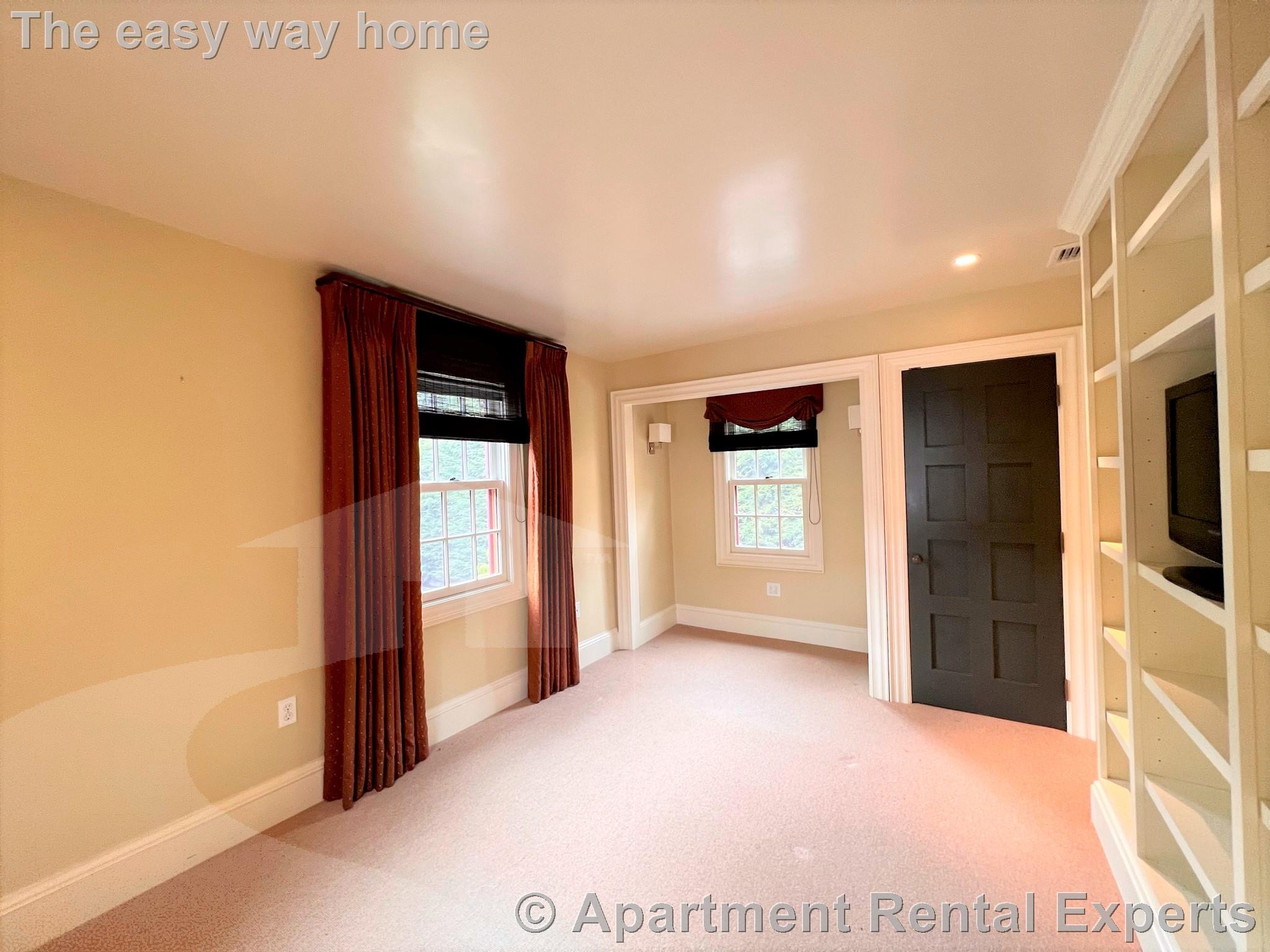 9 Foster Pl, Harvard Square