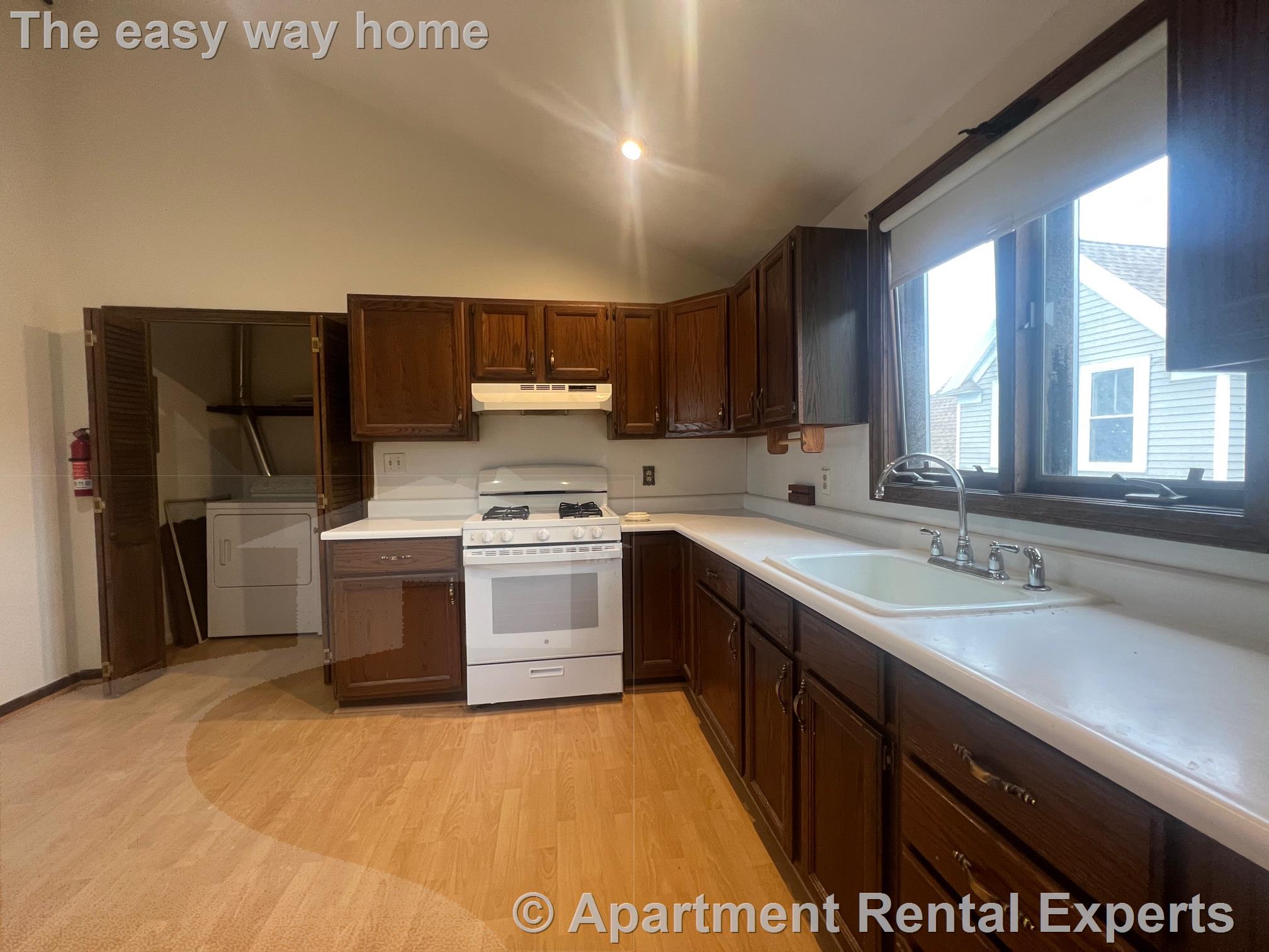 186 Powderhouse Blvd, Teele Square