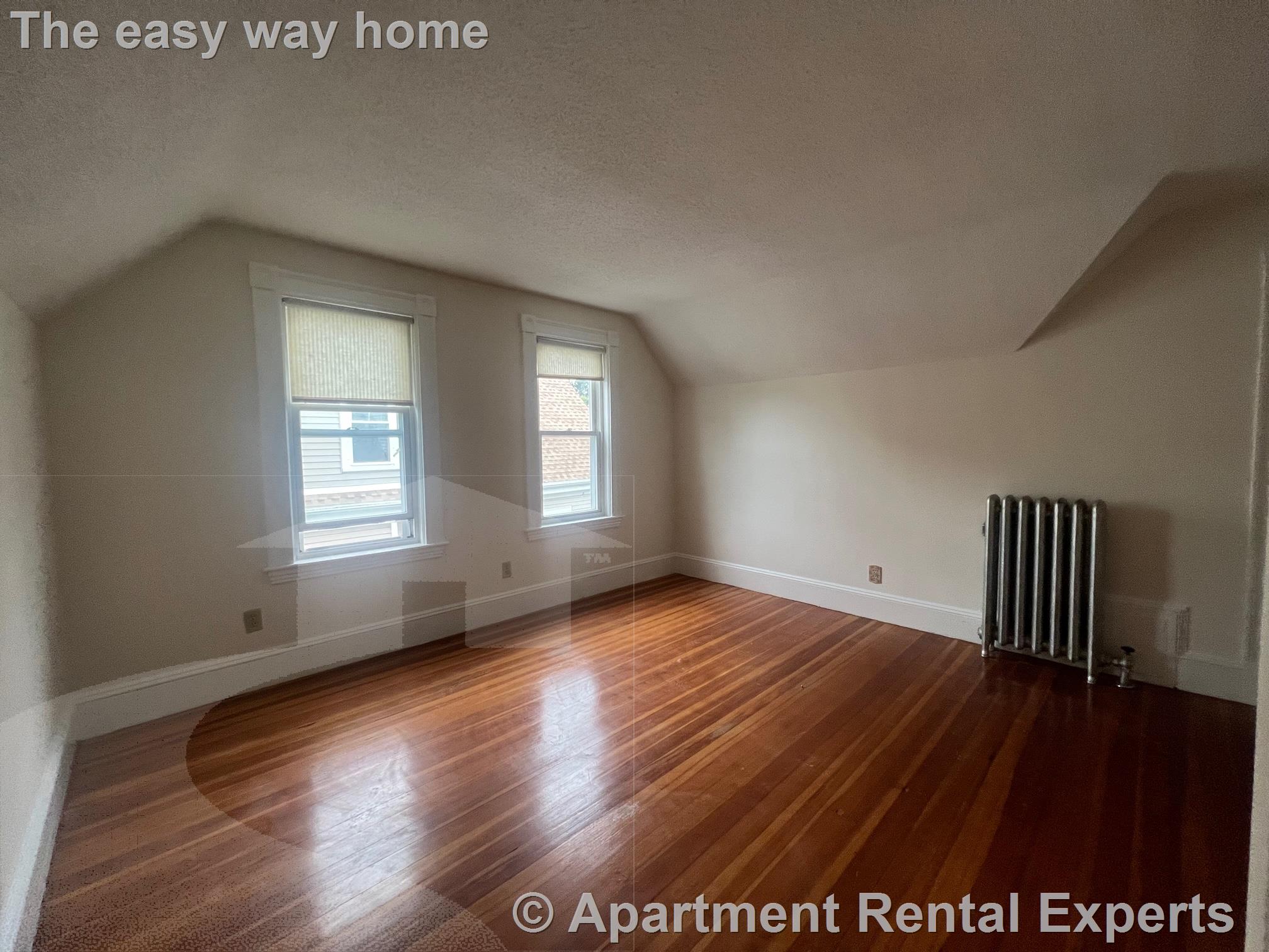 186 Powderhouse Blvd, Teele Square