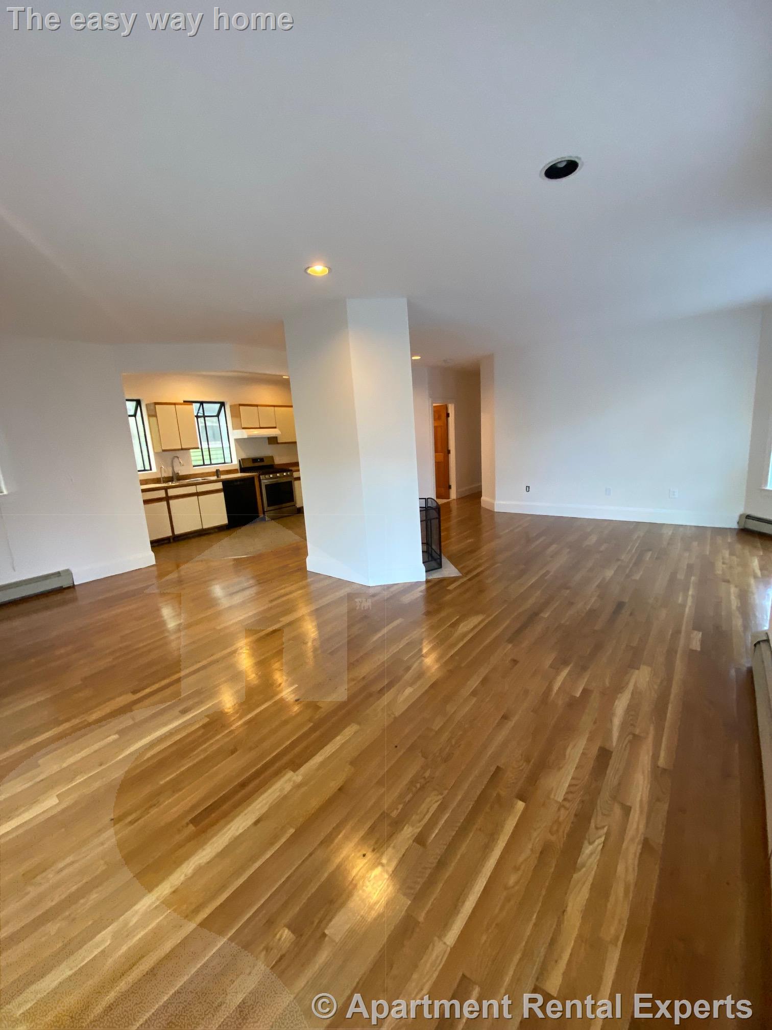 98 Hancock St, Central Square