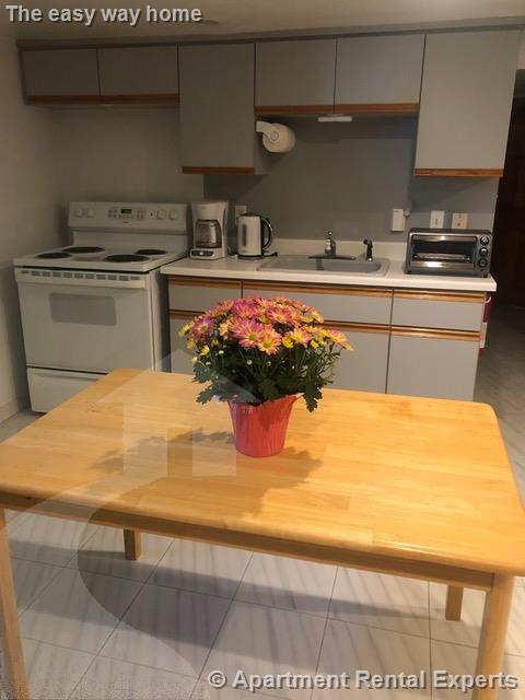 9 Wheelwright Rd, West Medford