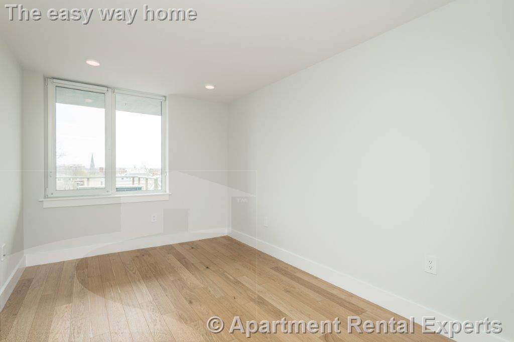 334 Harvard St, Harvard Square