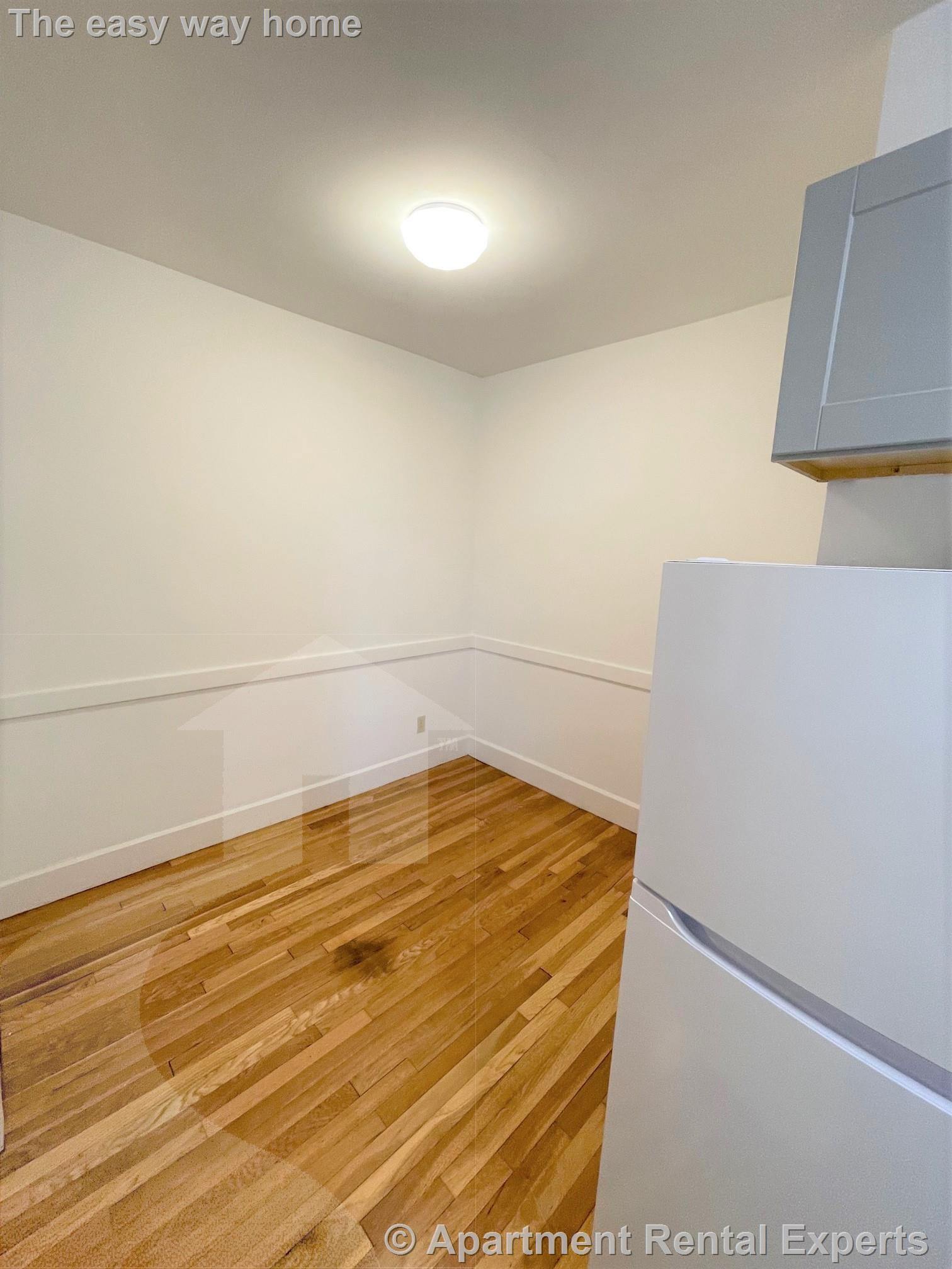 36 College Ave, Davis Square