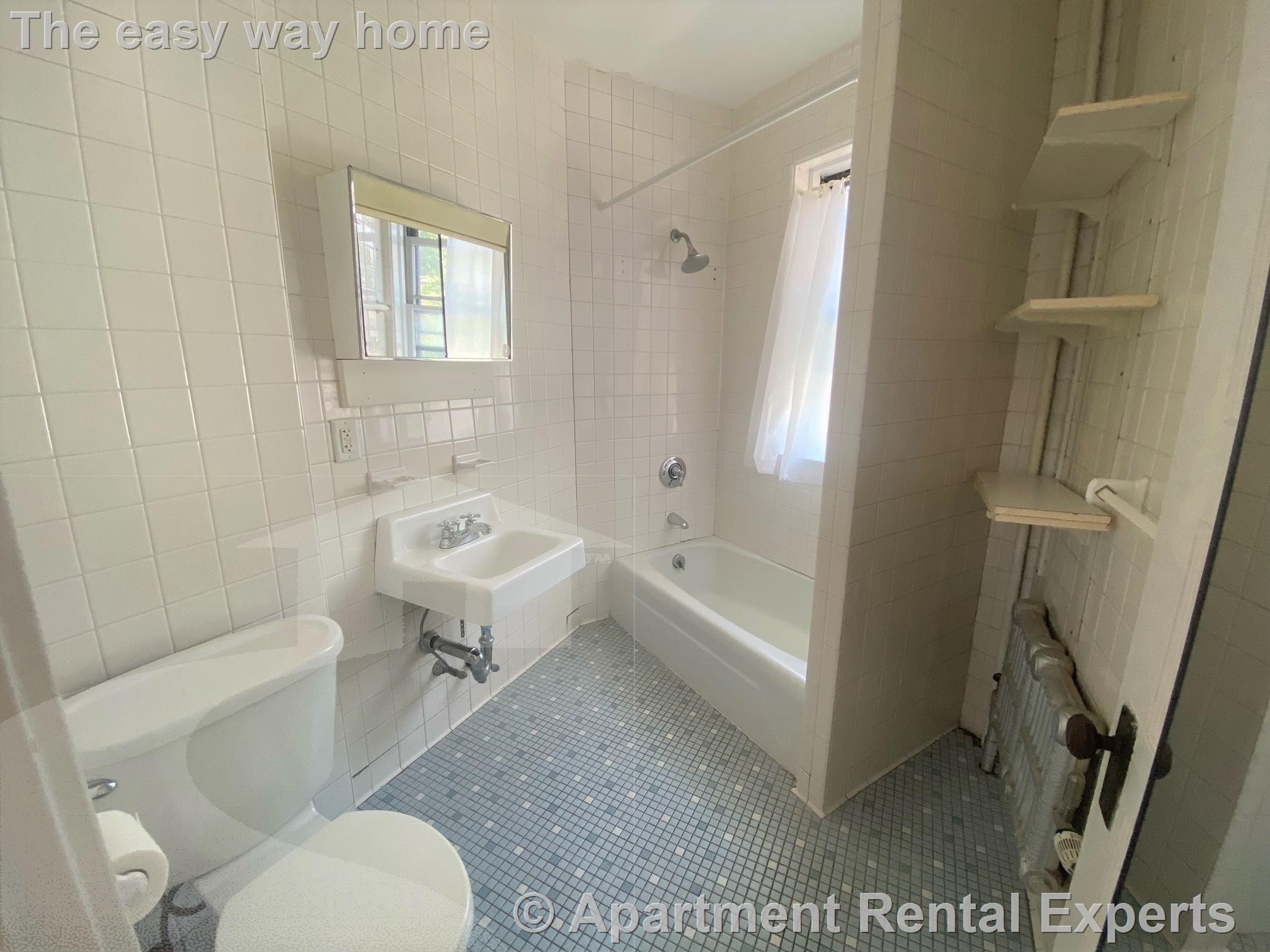 269 Huron Ave, Huron Village