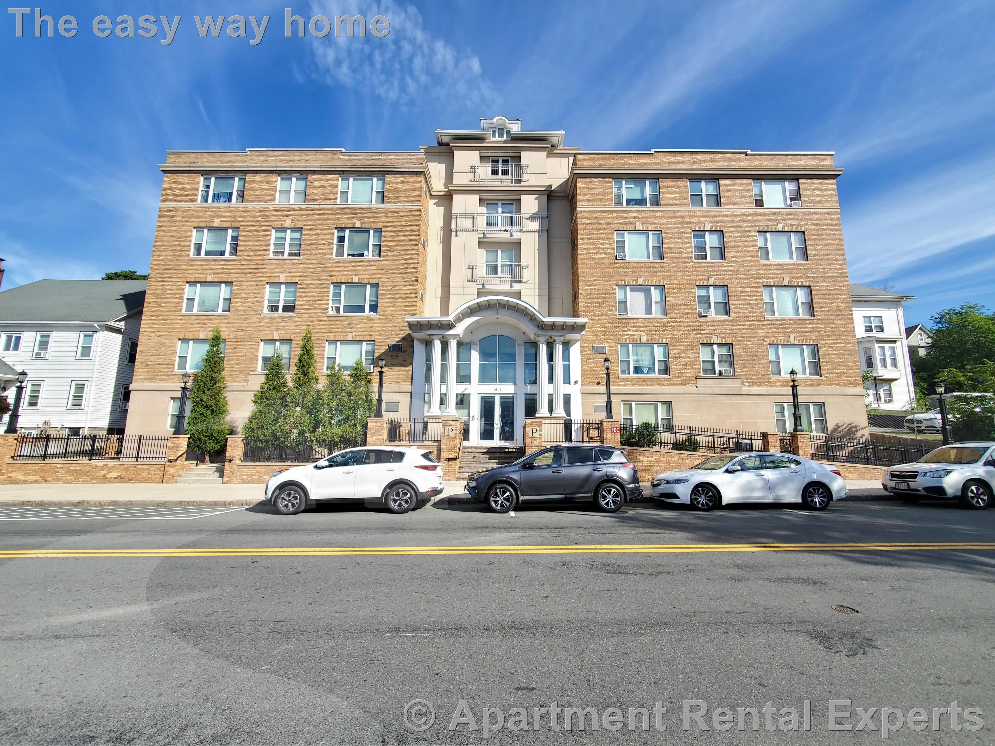 505 Pleasant St, Malden Center