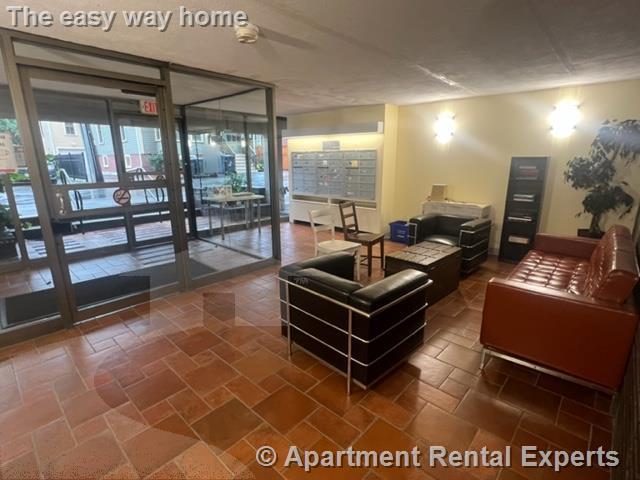 4 Trowbridge Pl, Harvard Square