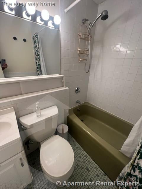 4 Trowbridge Pl, Harvard Square