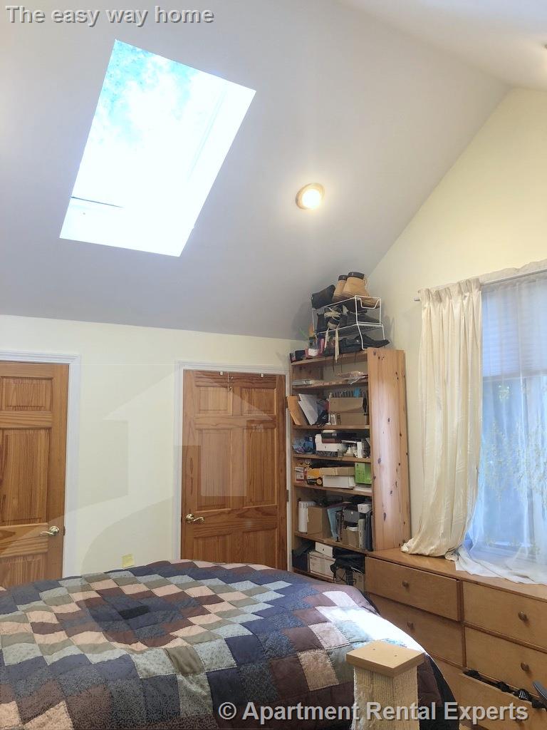 44 Monument St, West Medford