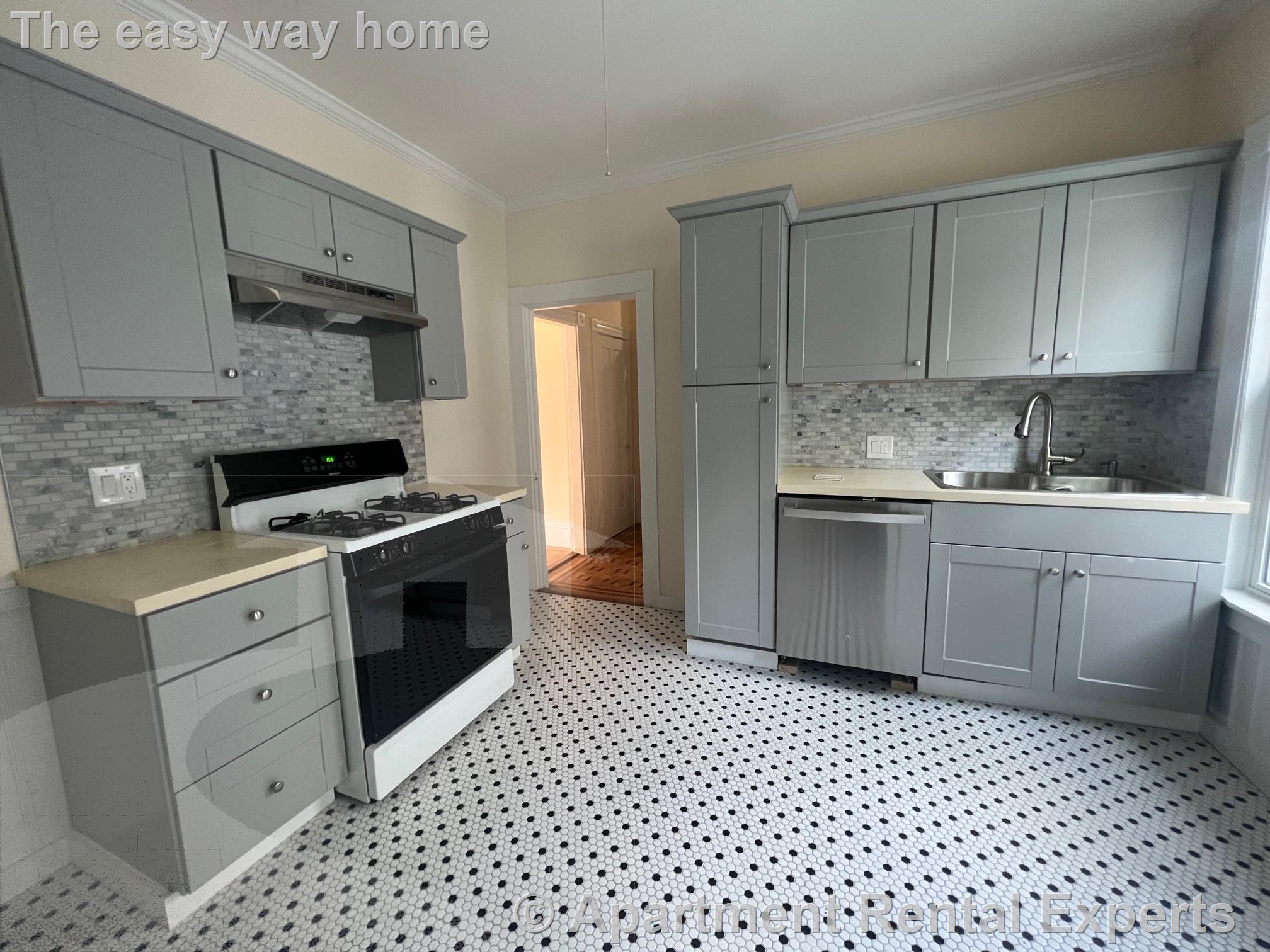 7 Stanford Ter, Porter Square