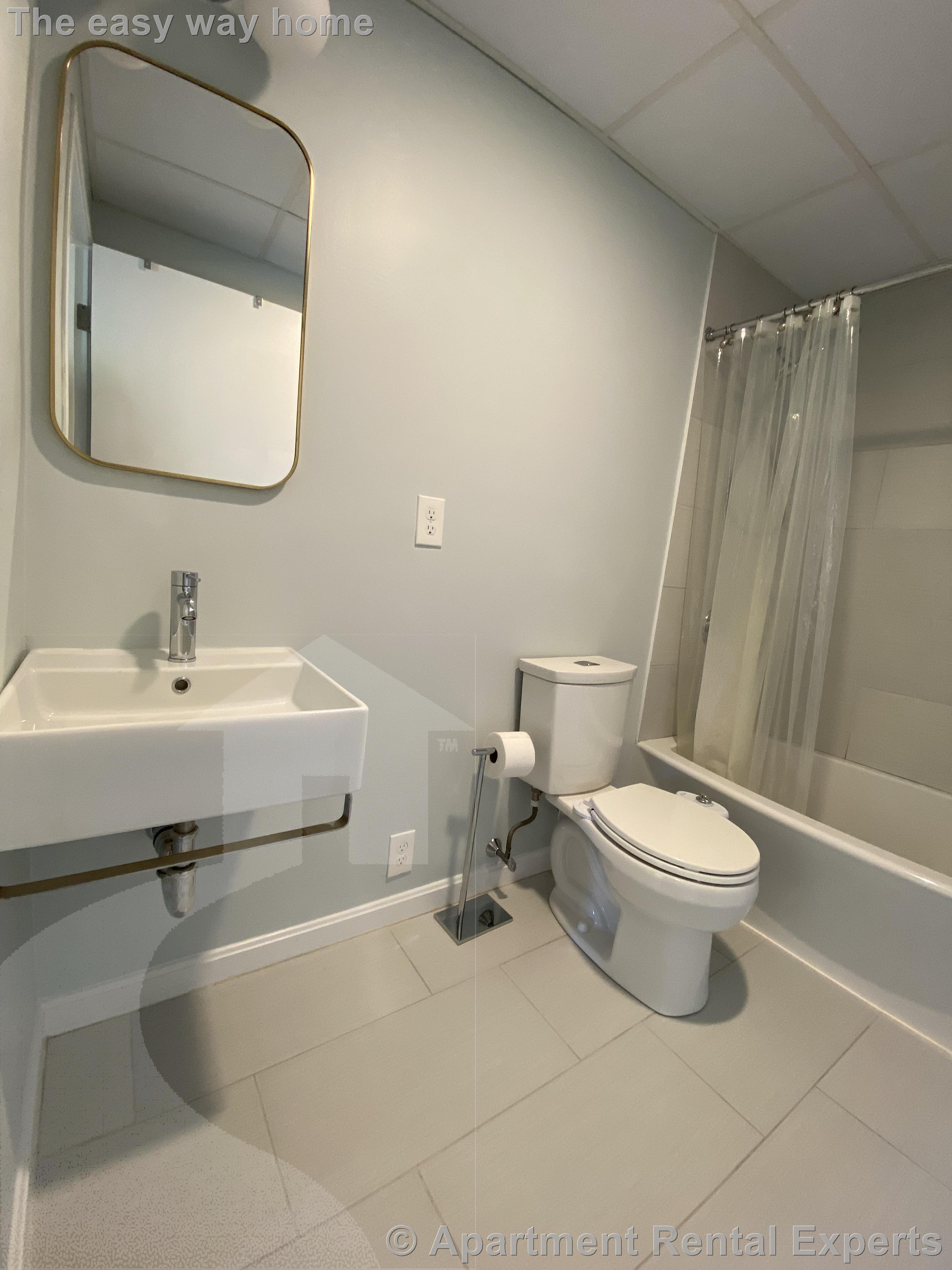 303 Lowell St, Magoun Square