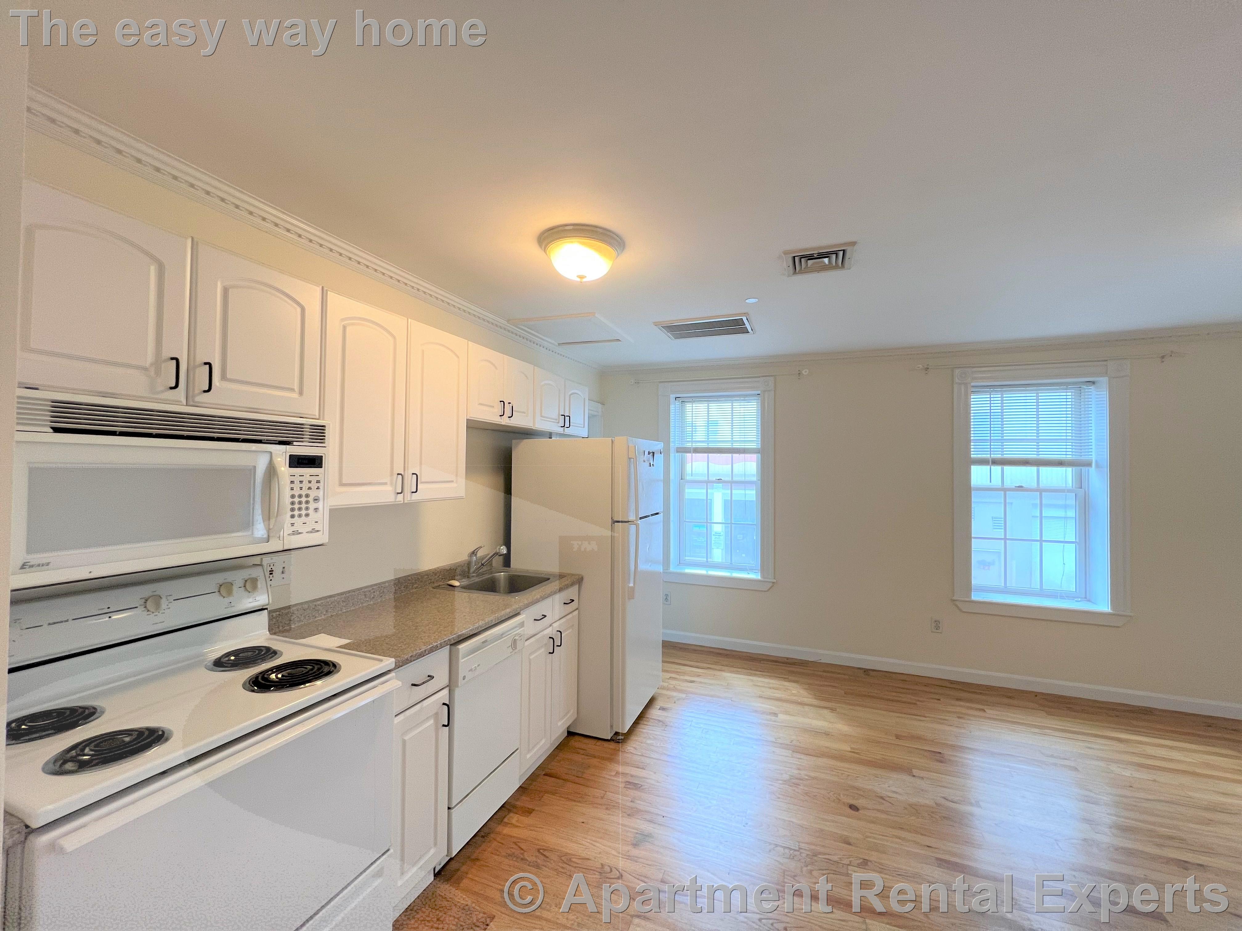 8 Bishop Allen Dr, Central Square